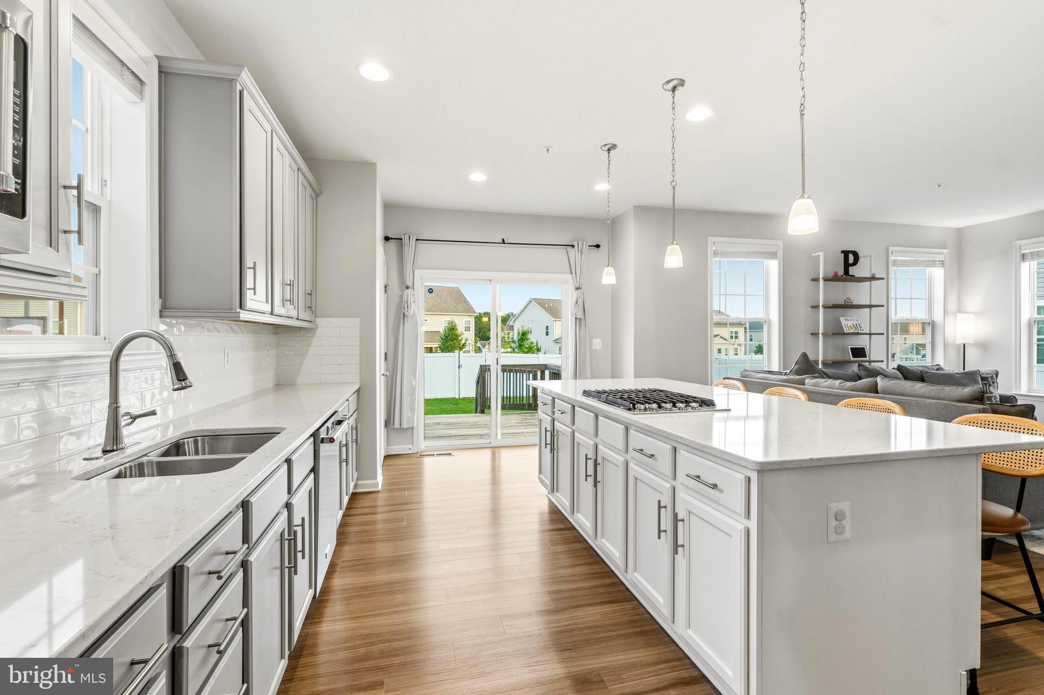 MARSHALL GROVE ESTATES - Residential