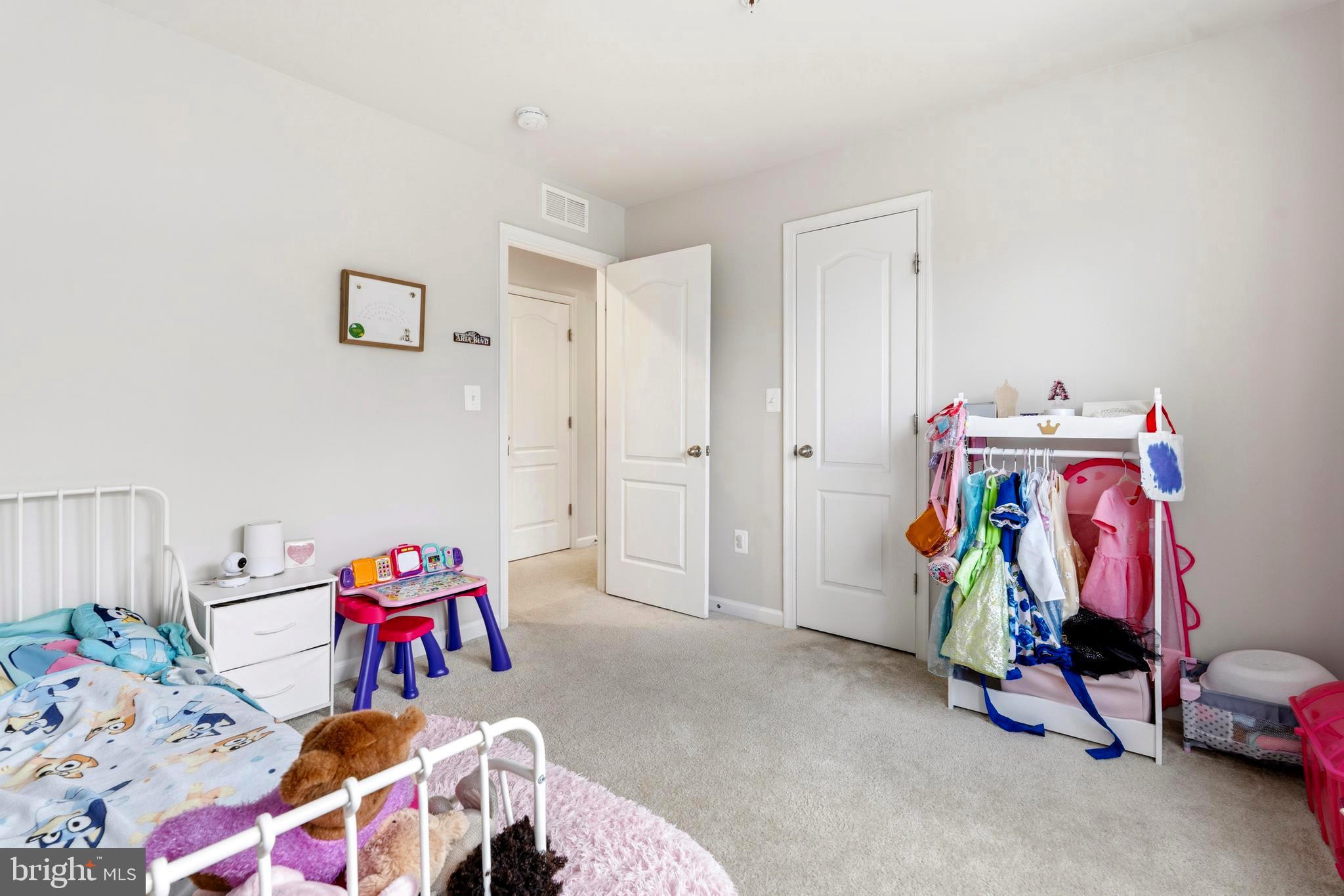 MARSHALL GROVE ESTATES - Residential