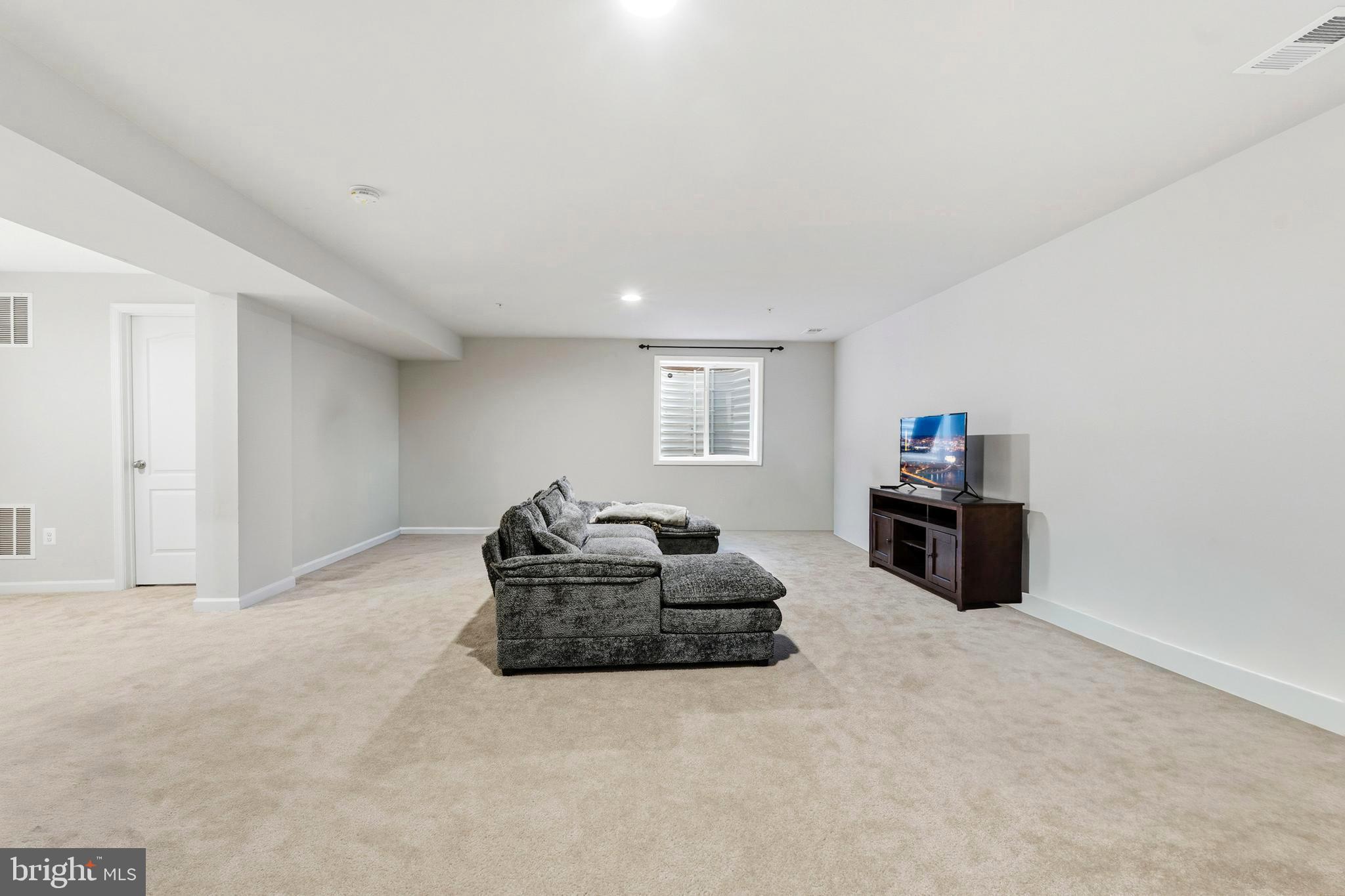 MARSHALL GROVE ESTATES - Residential