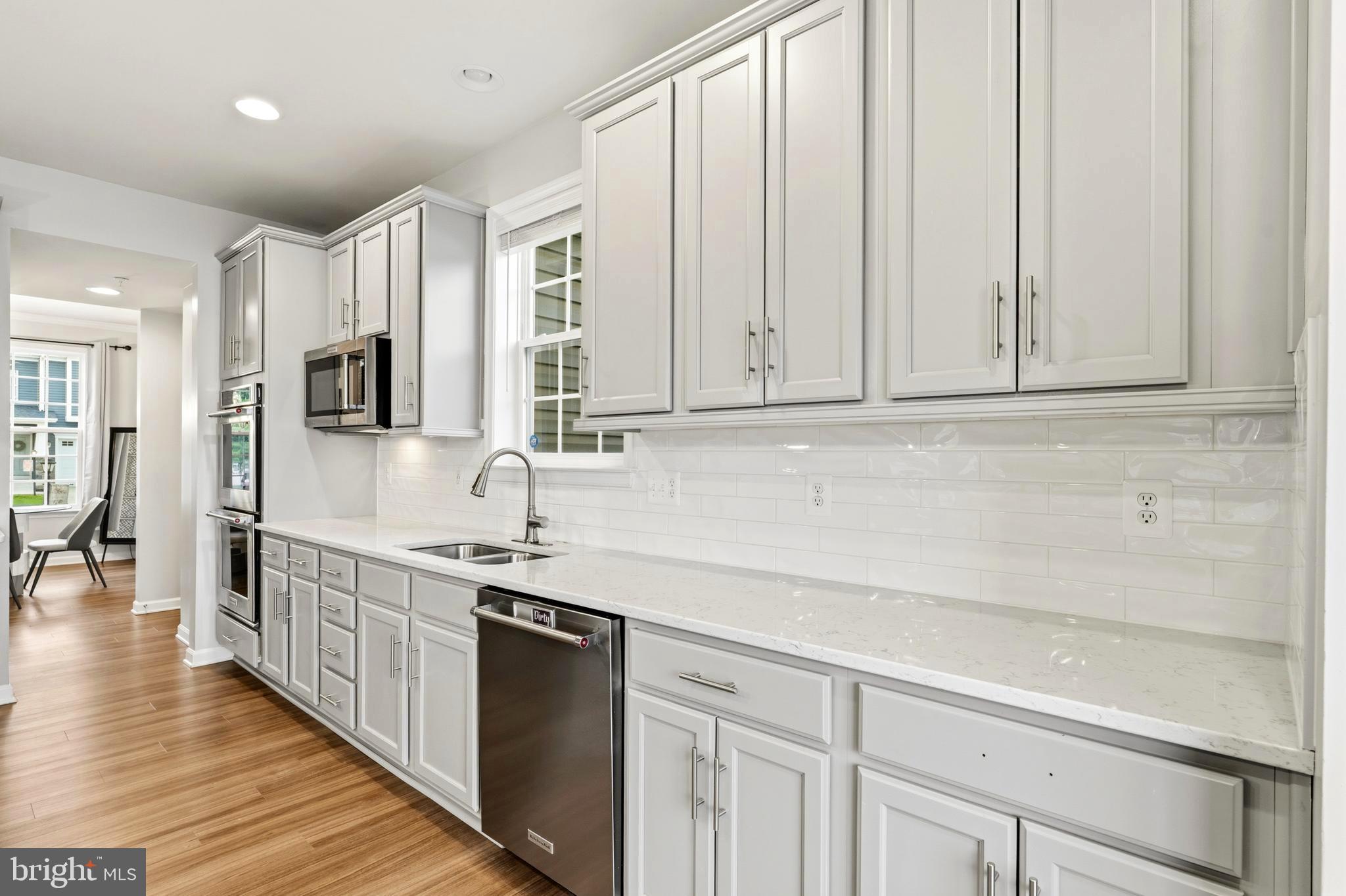 MARSHALL GROVE ESTATES - Residential