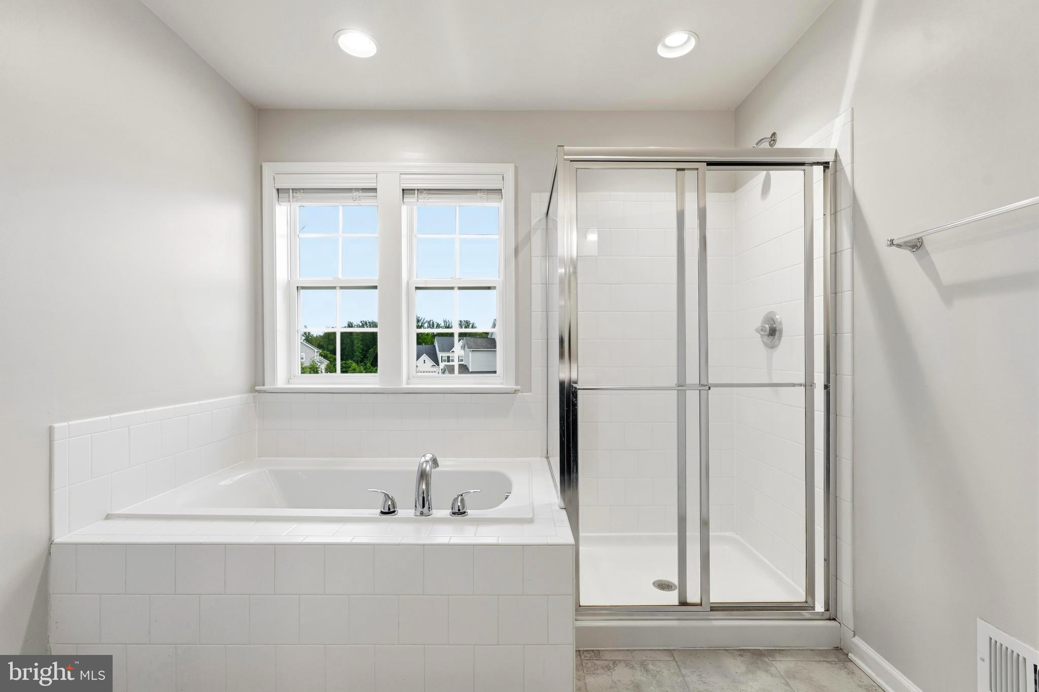 MARSHALL GROVE ESTATES - Residential