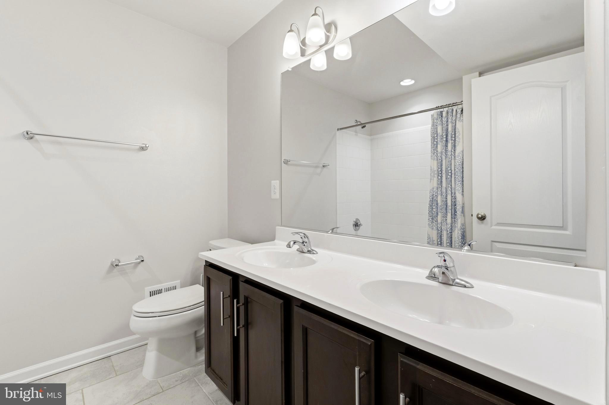 MARSHALL GROVE ESTATES - Residential