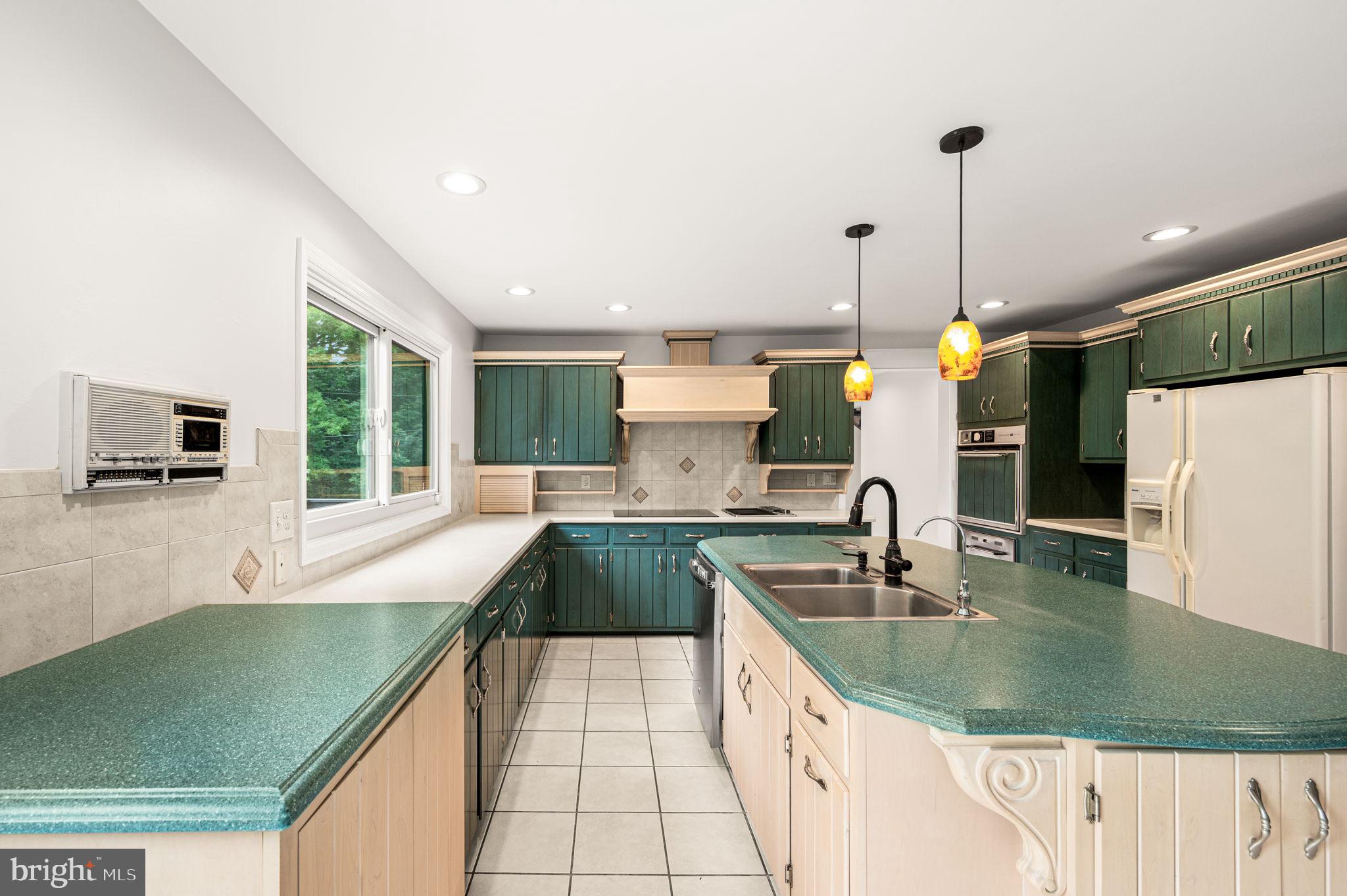GLEN OLEY FARMS - Residential