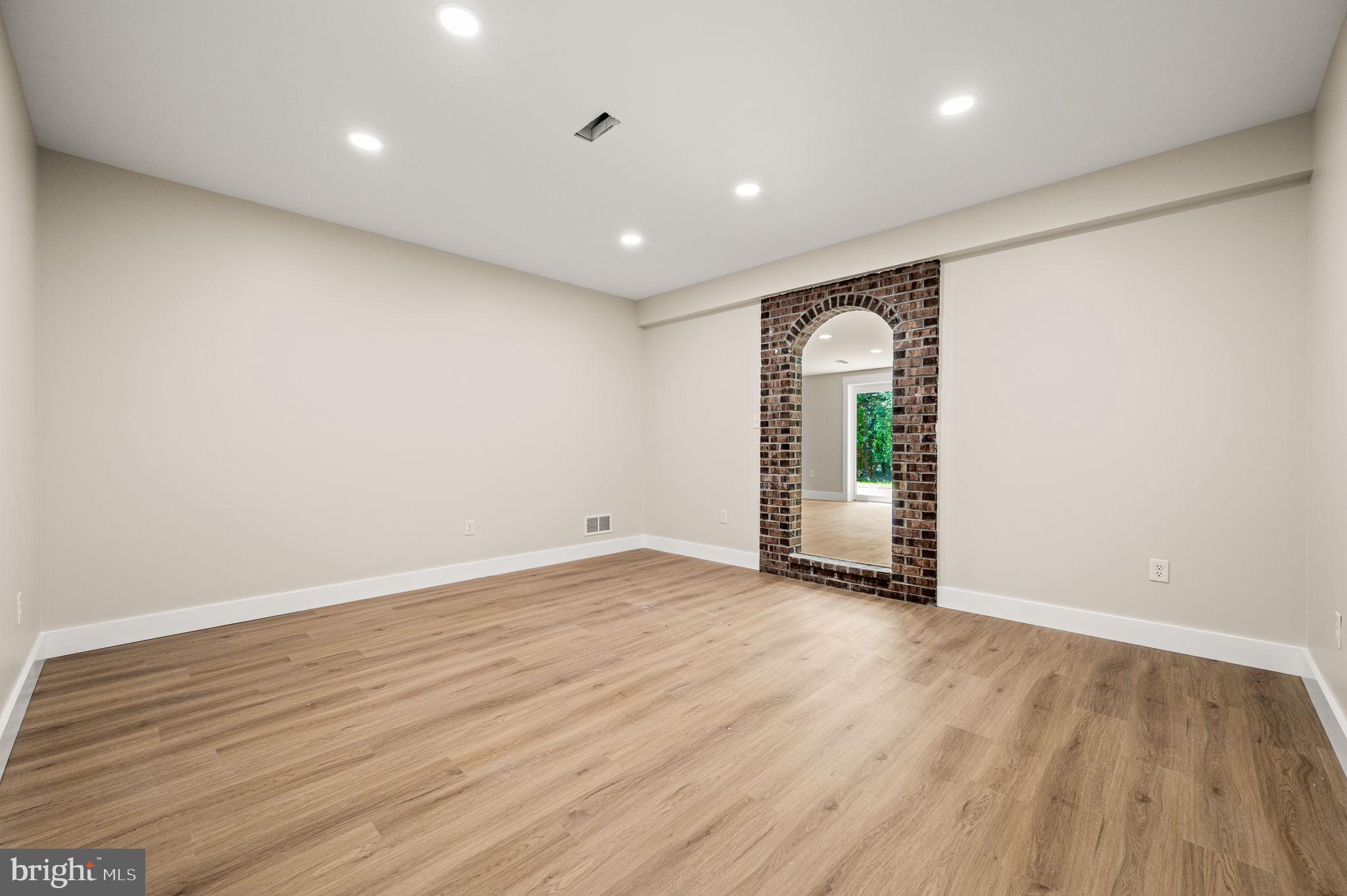 GLEN OLEY FARMS - Residential