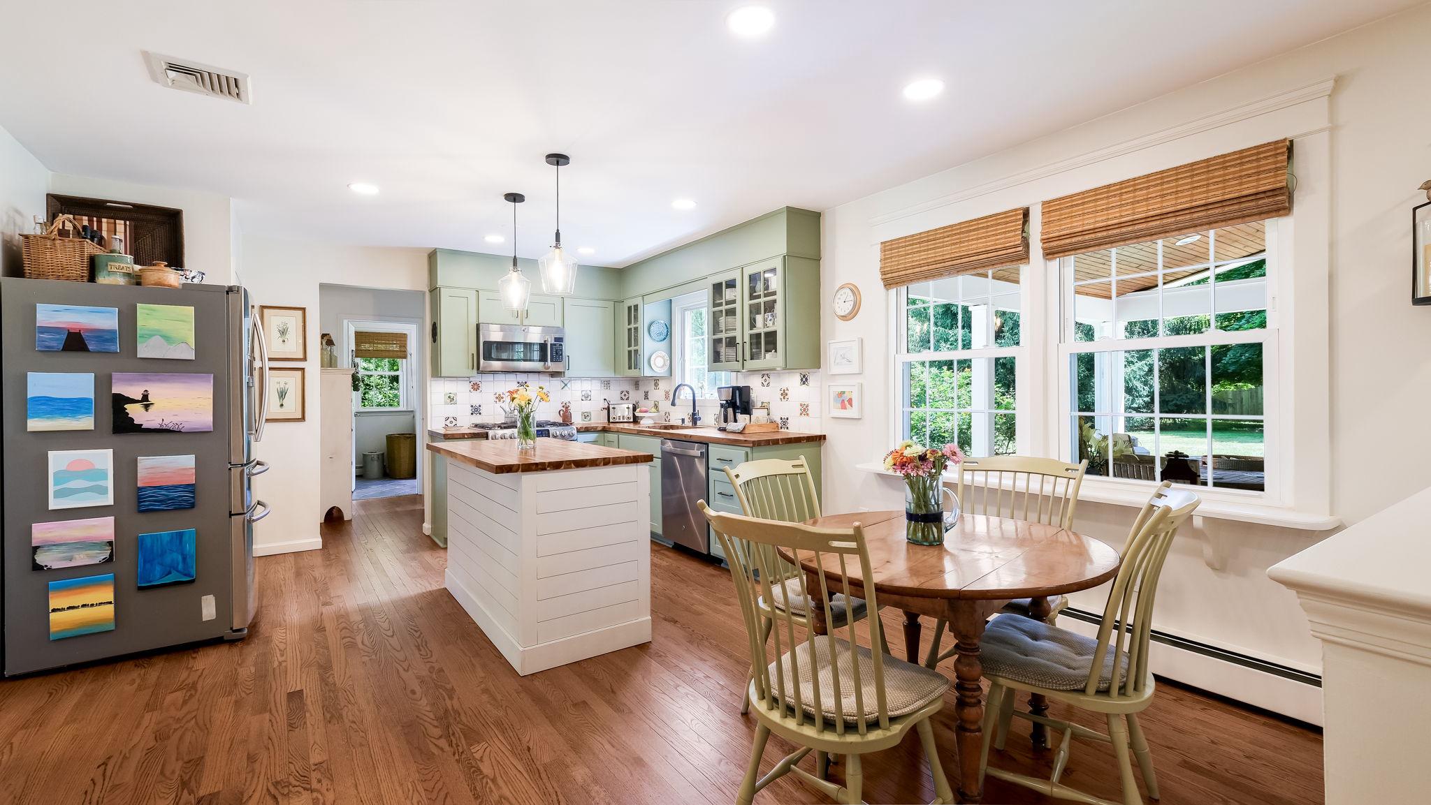 SPRING VALLEY - Residential