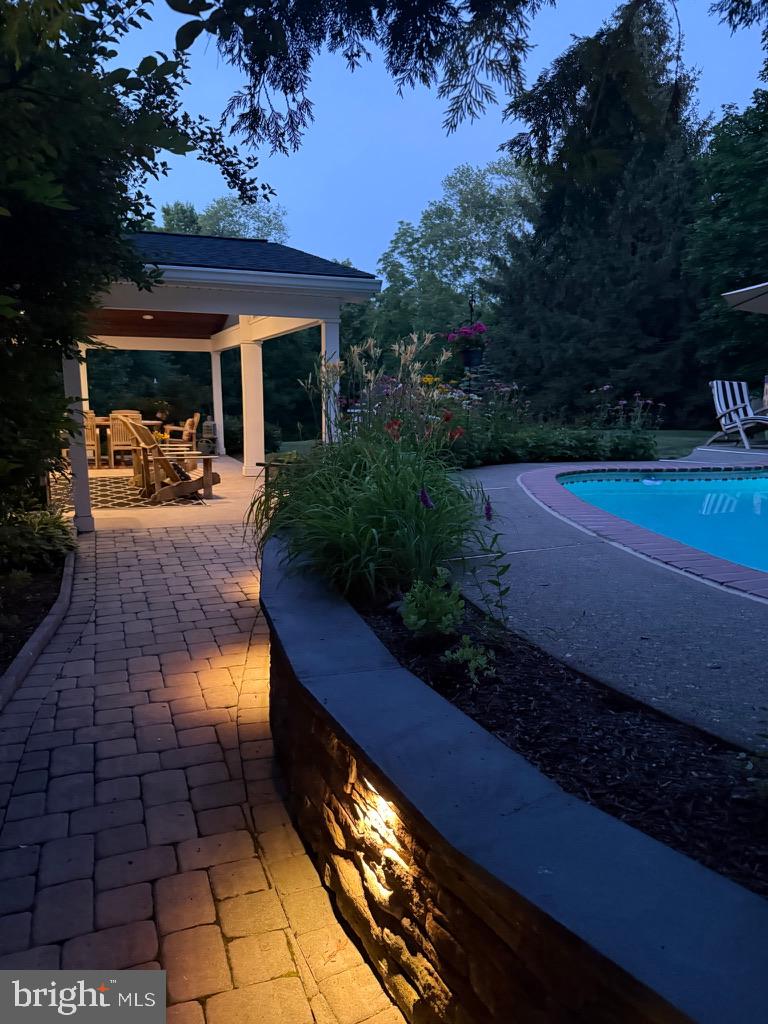 SPRING VALLEY - Residential