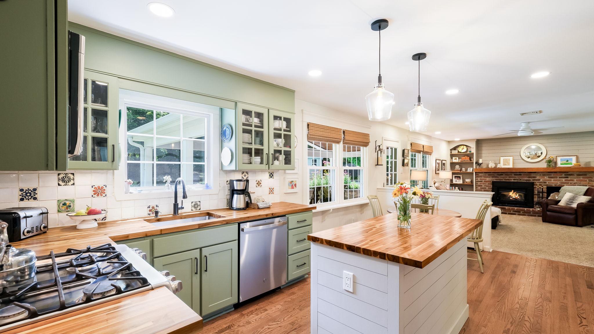 SPRING VALLEY - Residential