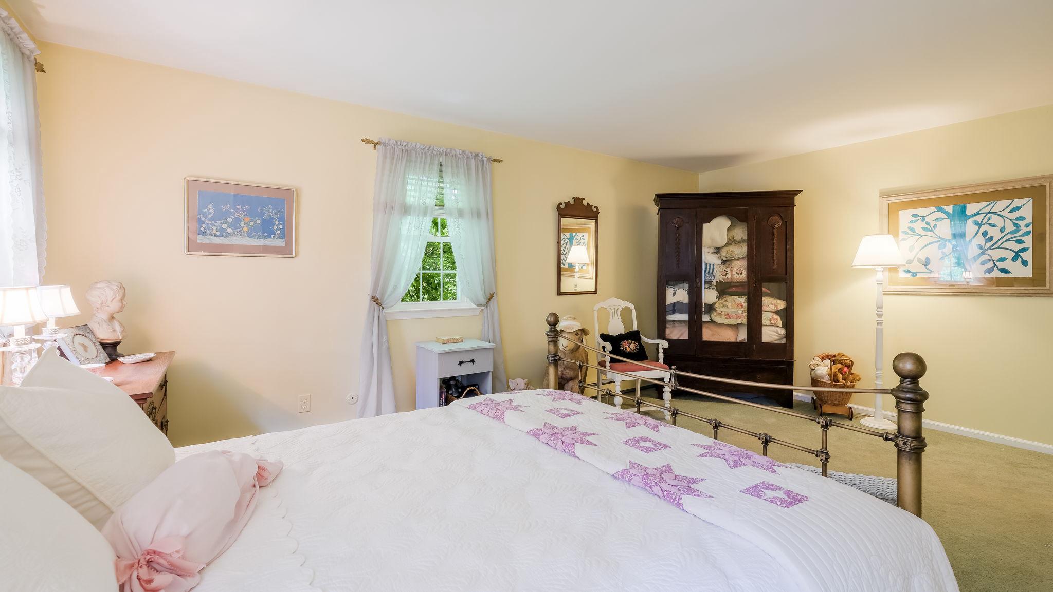 SPRING VALLEY - Residential