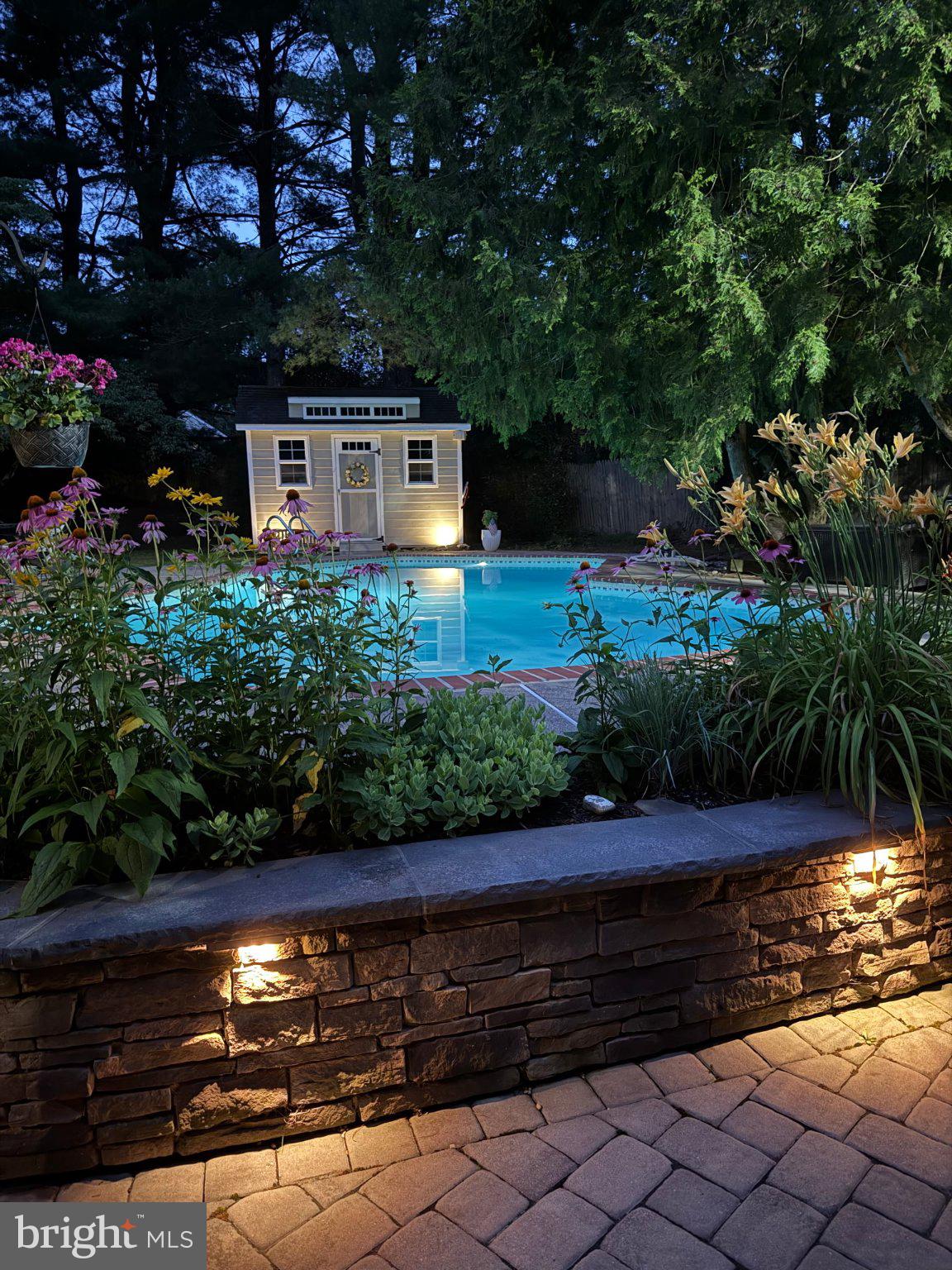 SPRING VALLEY - Residential