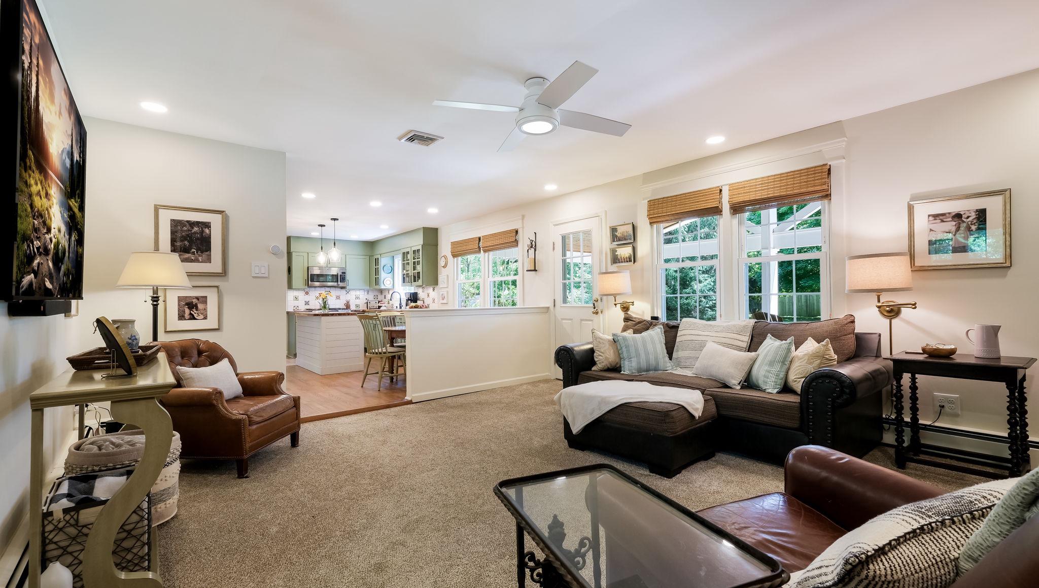 SPRING VALLEY - Residential