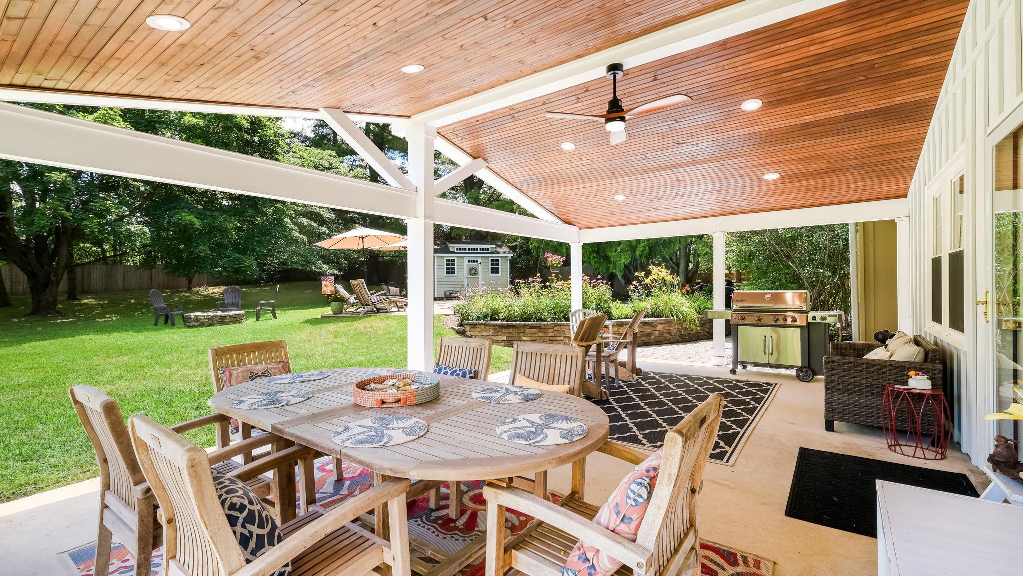 SPRING VALLEY - Residential