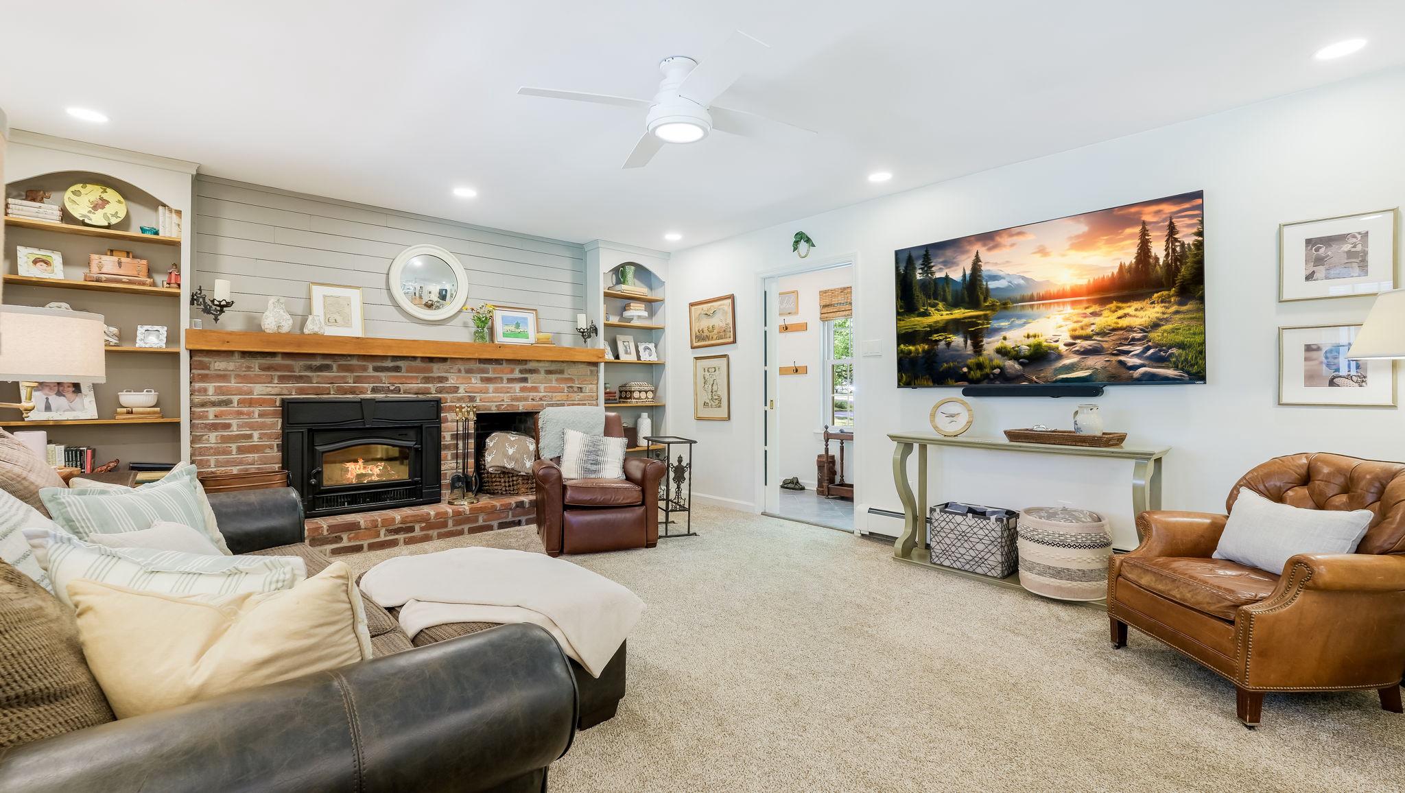 SPRING VALLEY - Residential
