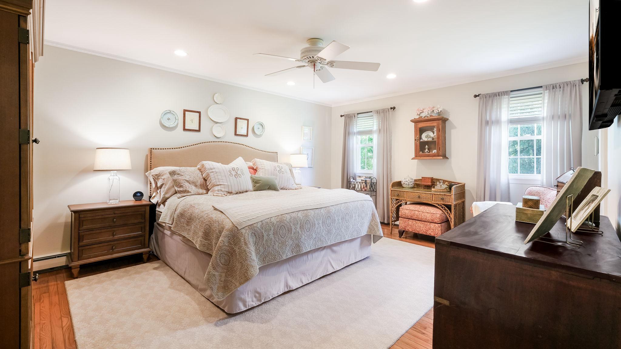 SPRING VALLEY - Residential