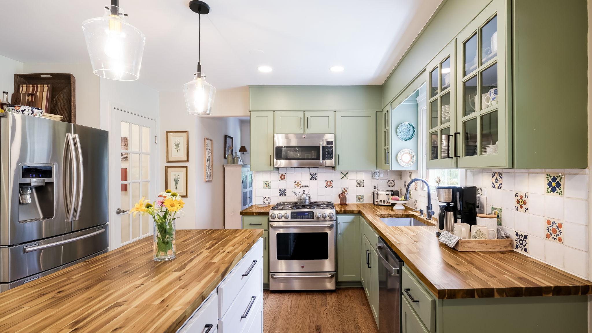 SPRING VALLEY - Residential