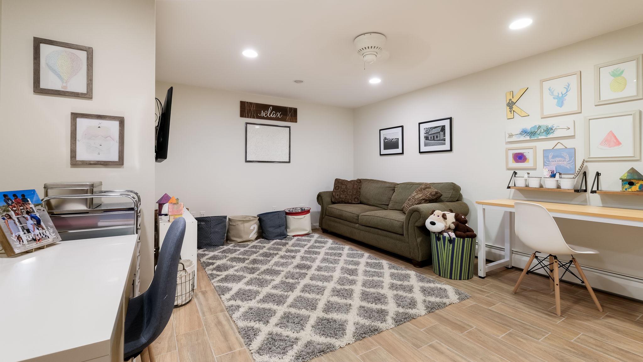 SPRING VALLEY - Residential