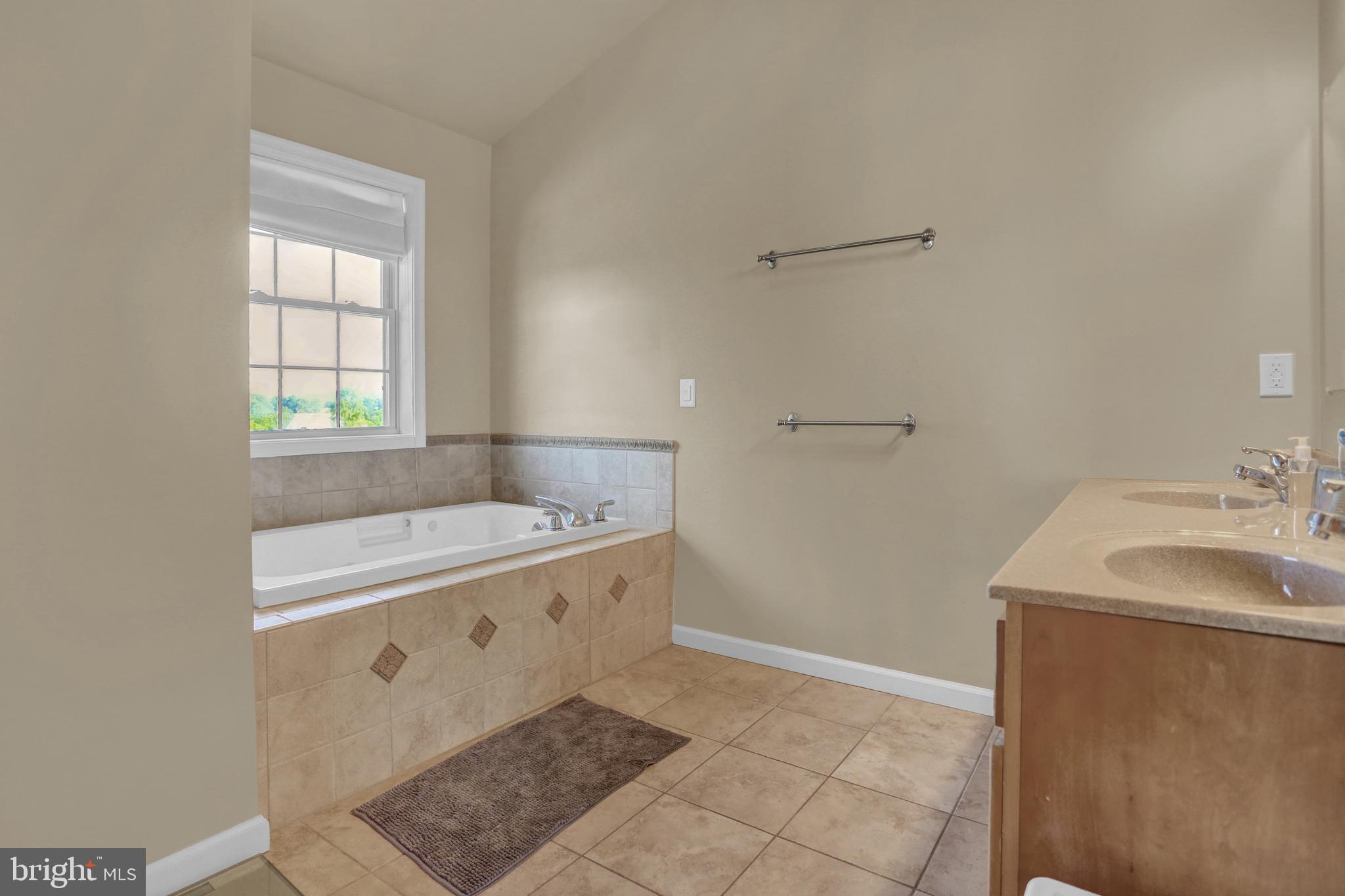 LITTLE CREEK FARMS - Residential