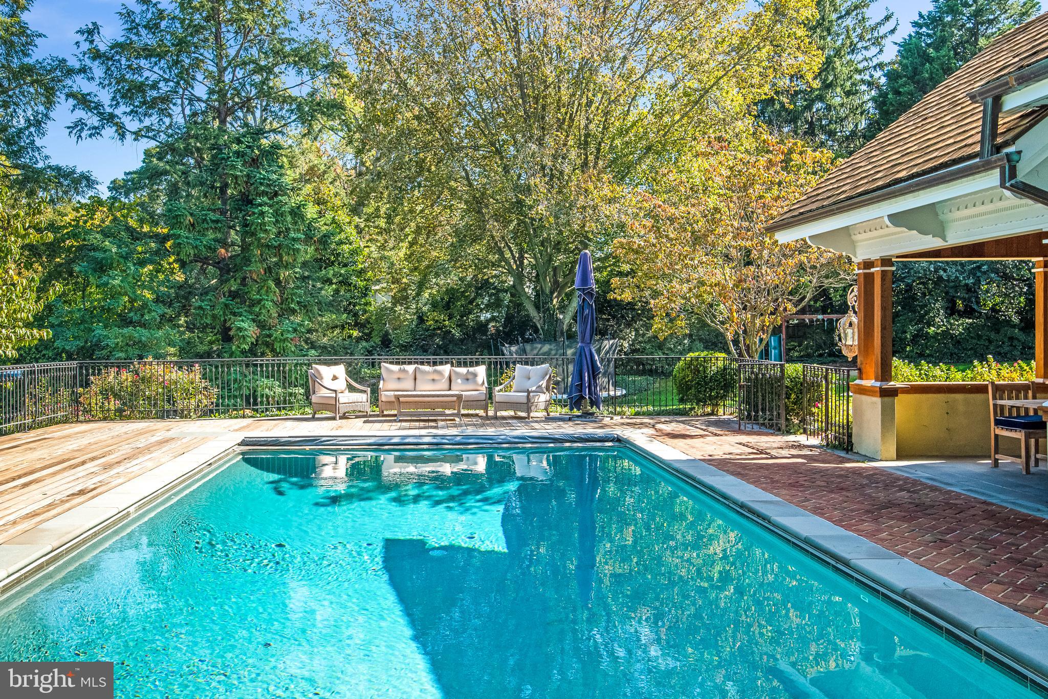 WARDOUR - Residential