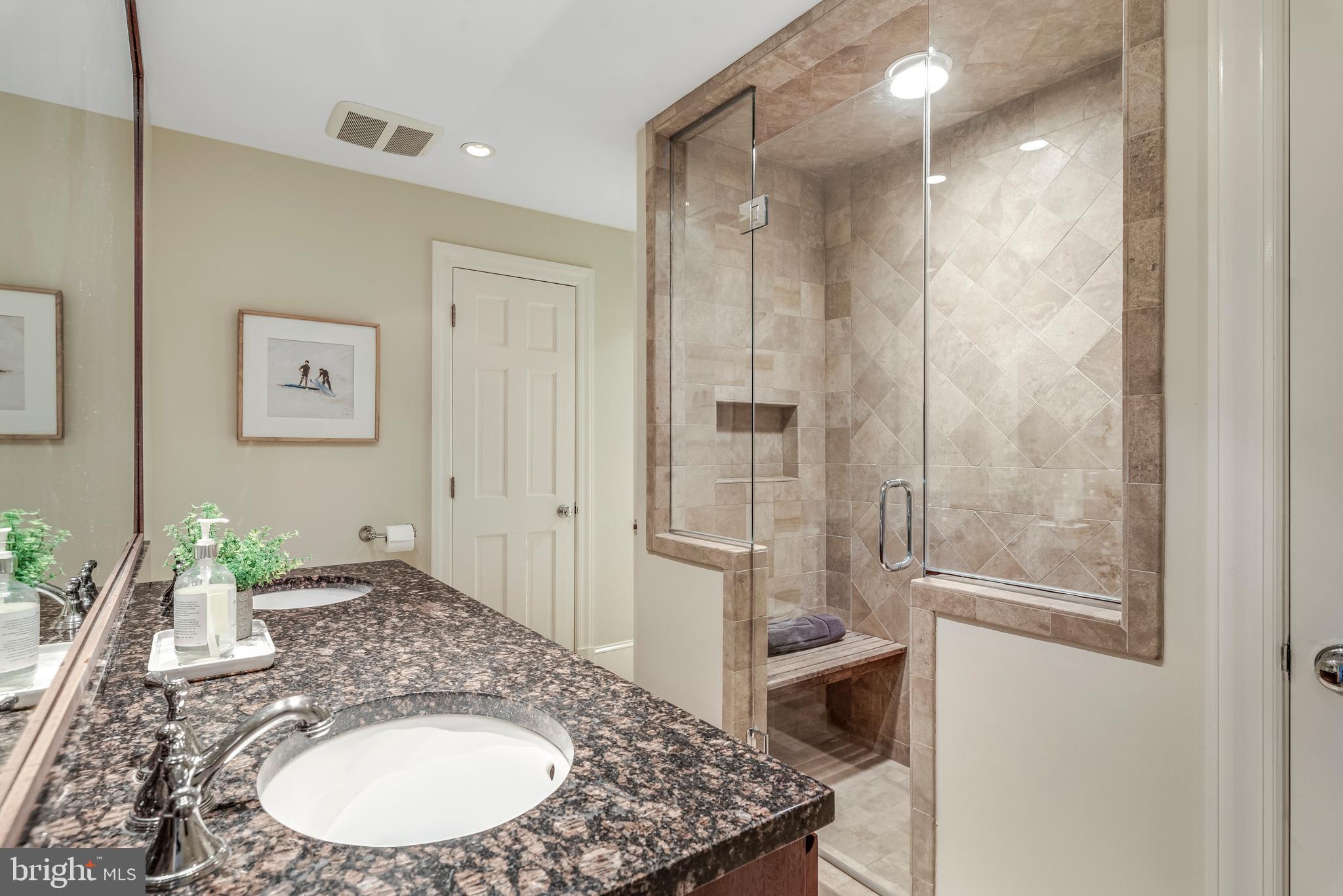WARDOUR - Residential