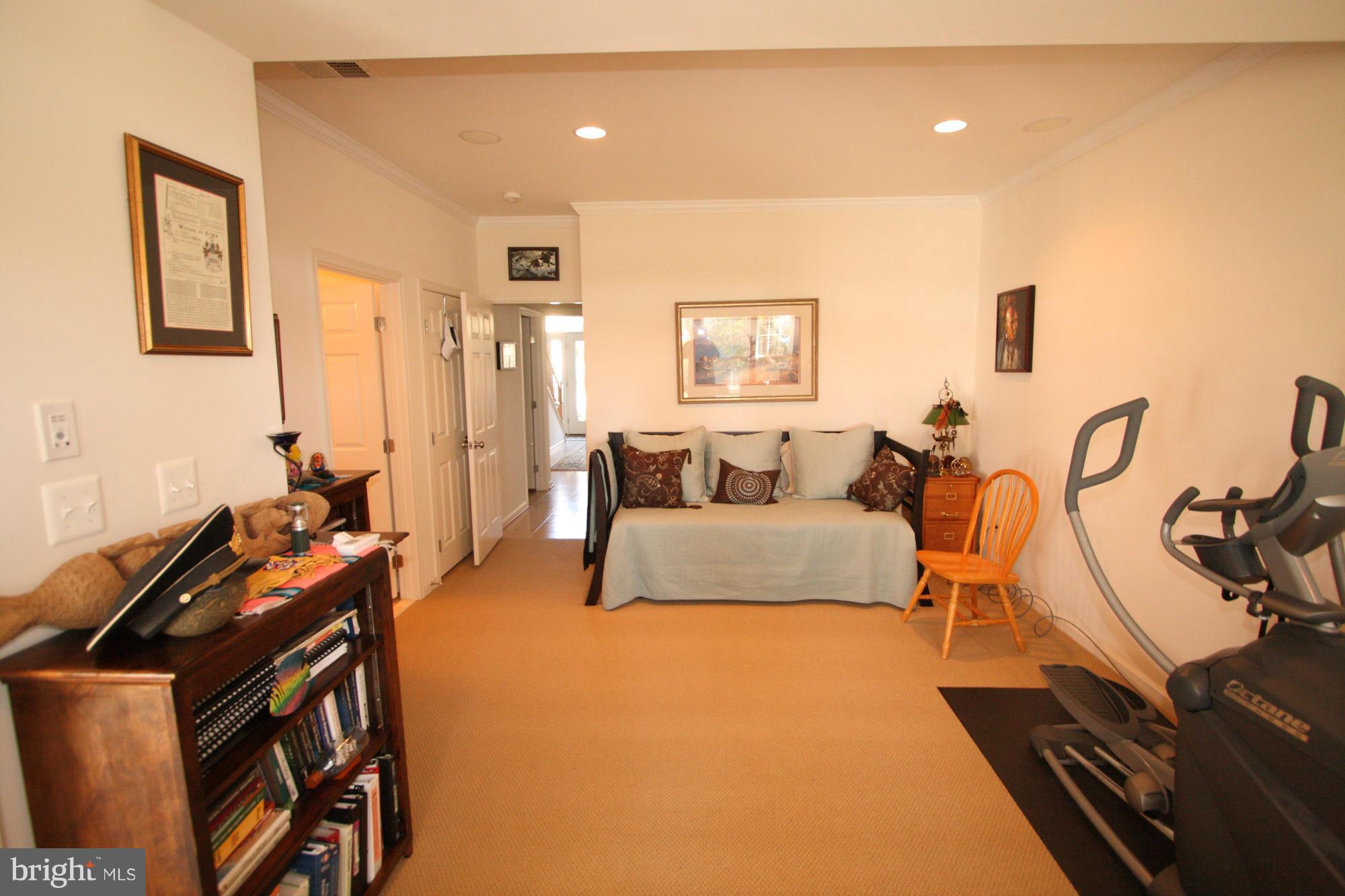 MONROE POINT - Residential