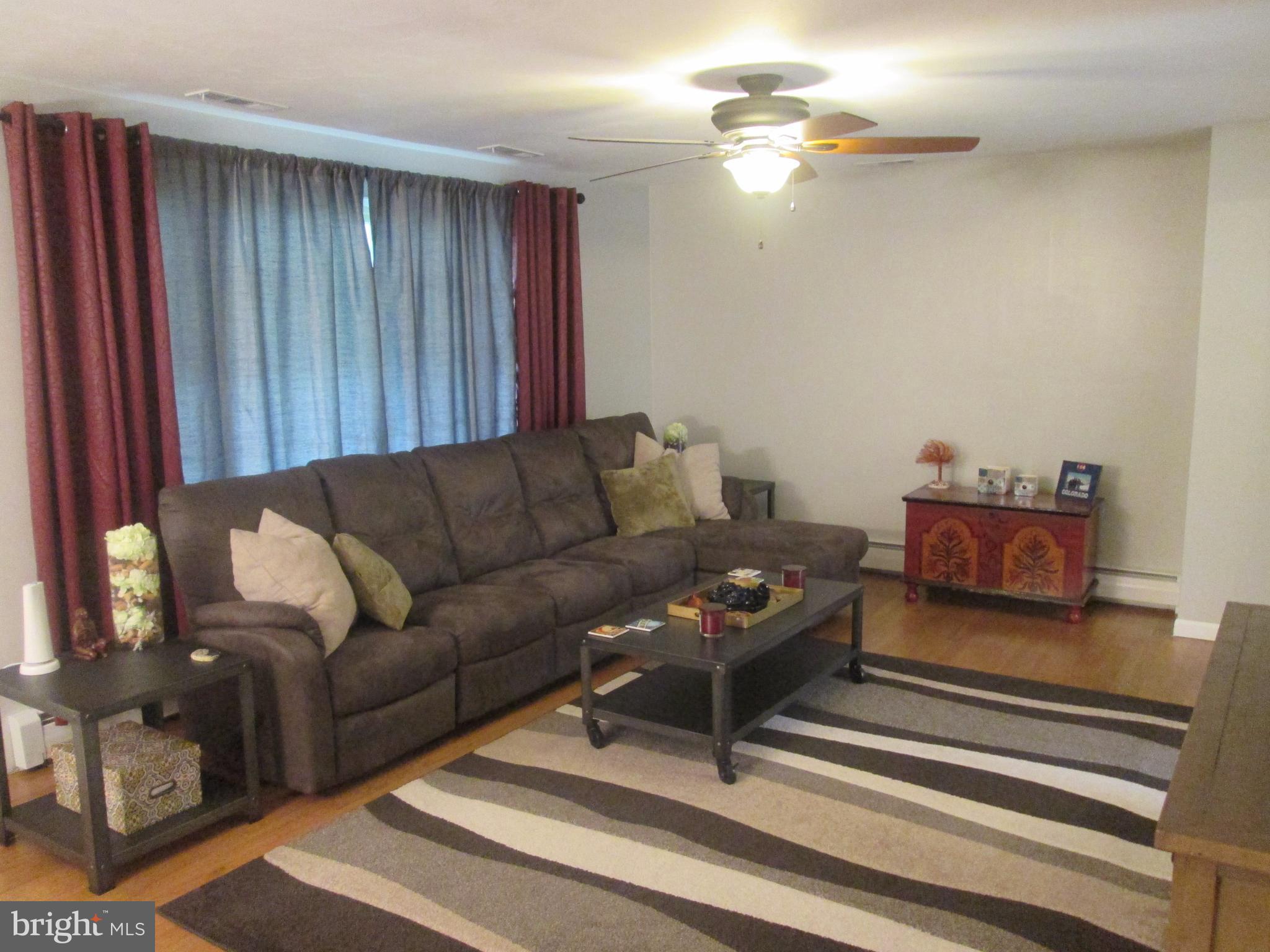 ARLINGTON PARK - Residential