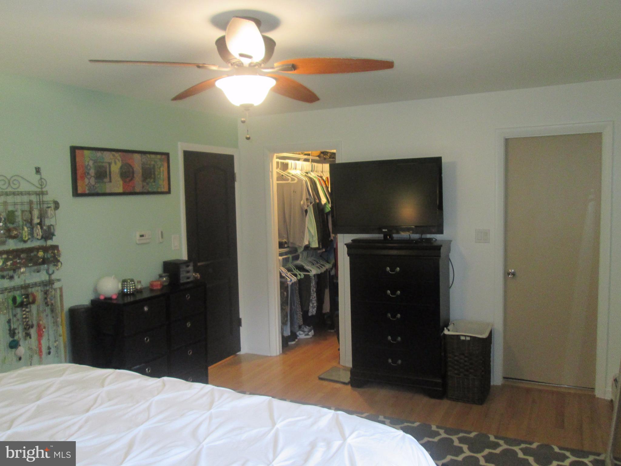 ARLINGTON PARK - Residential