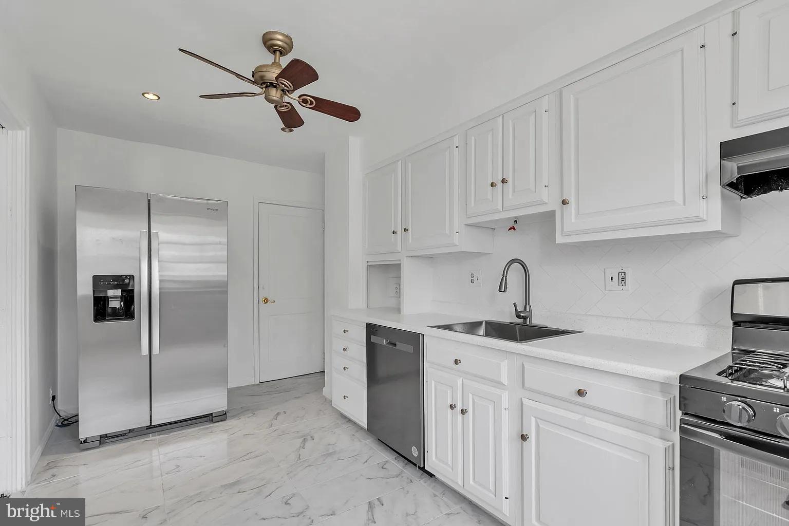 NORTHWOOD - Residential Lease