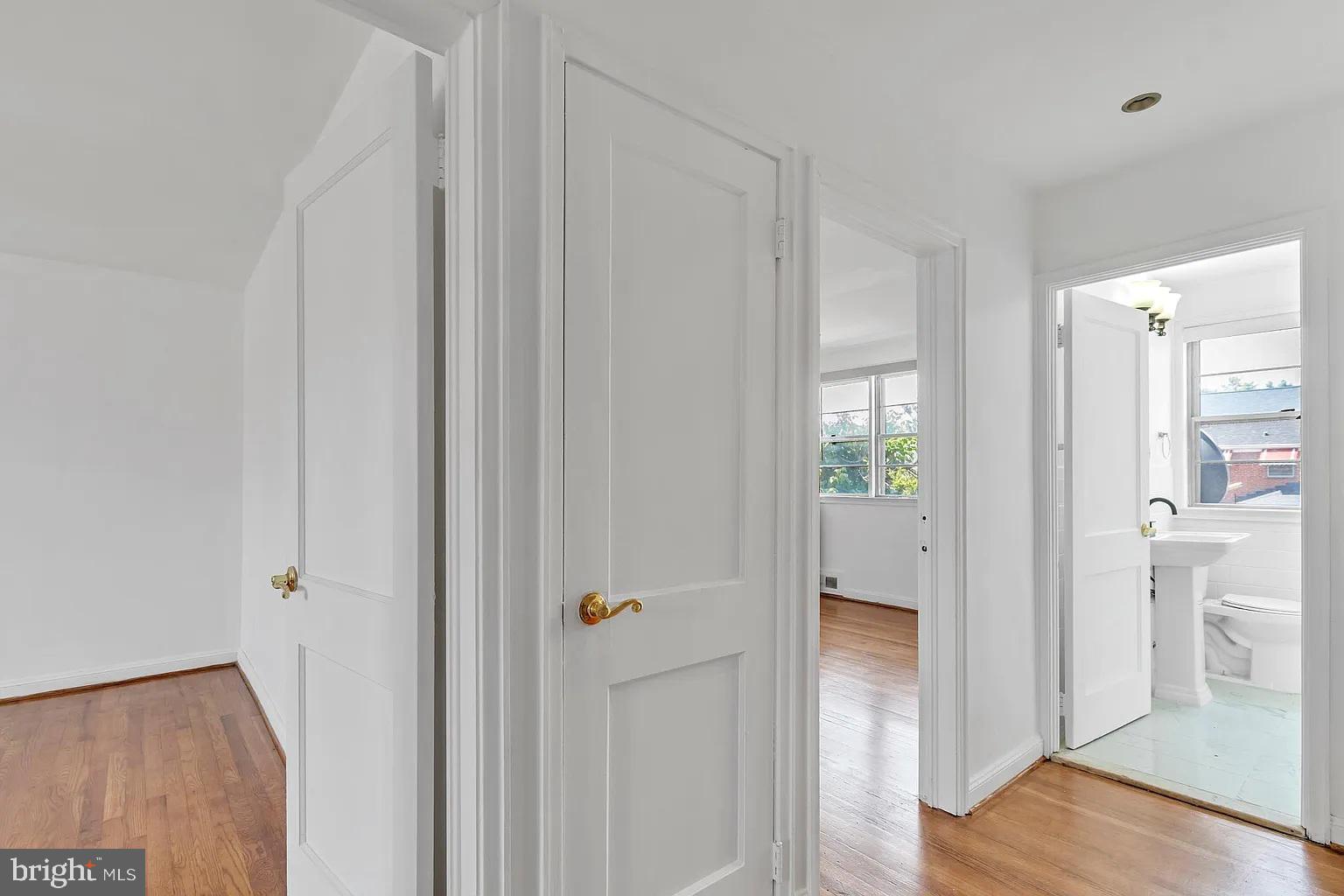 NORTHWOOD - Residential Lease