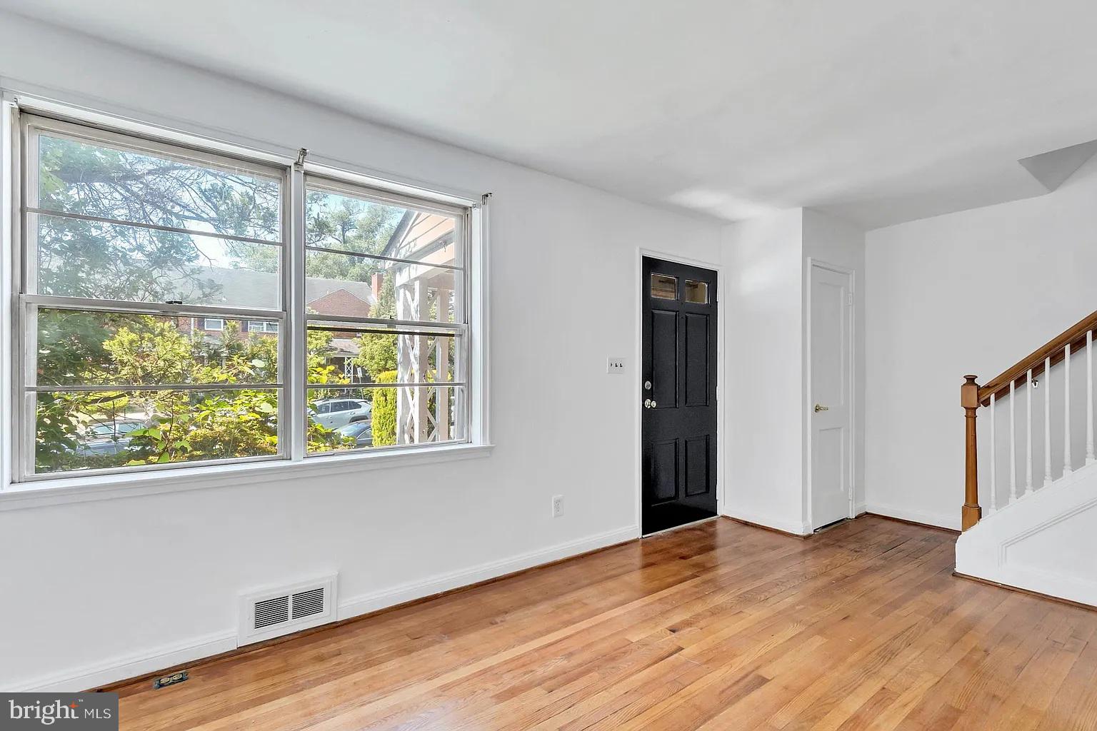 NORTHWOOD - Residential Lease