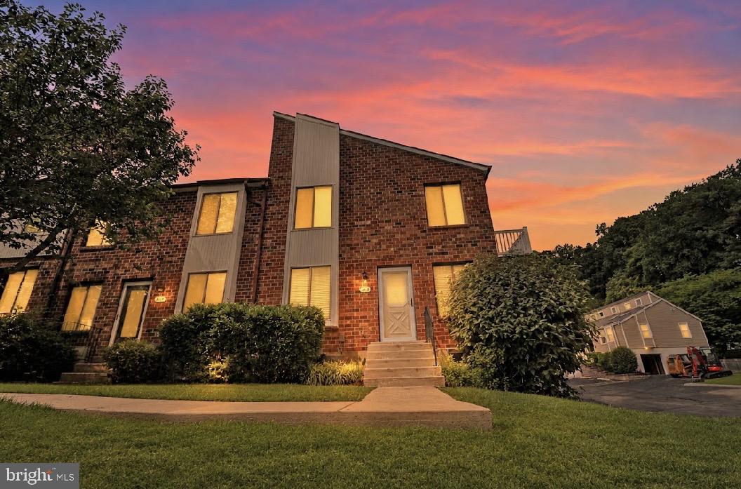BROOKHAVEN - Residential