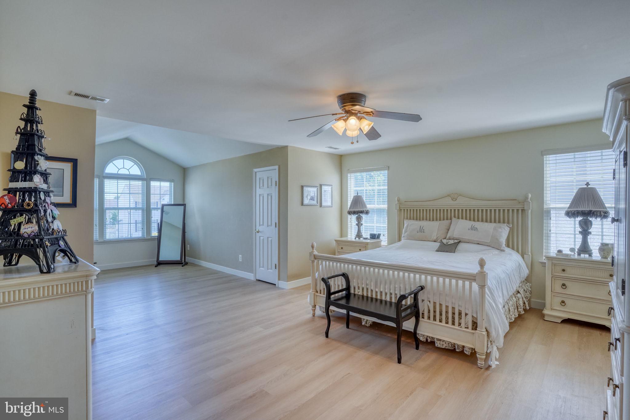 MEADOWS AT SHAWNEE - Residential