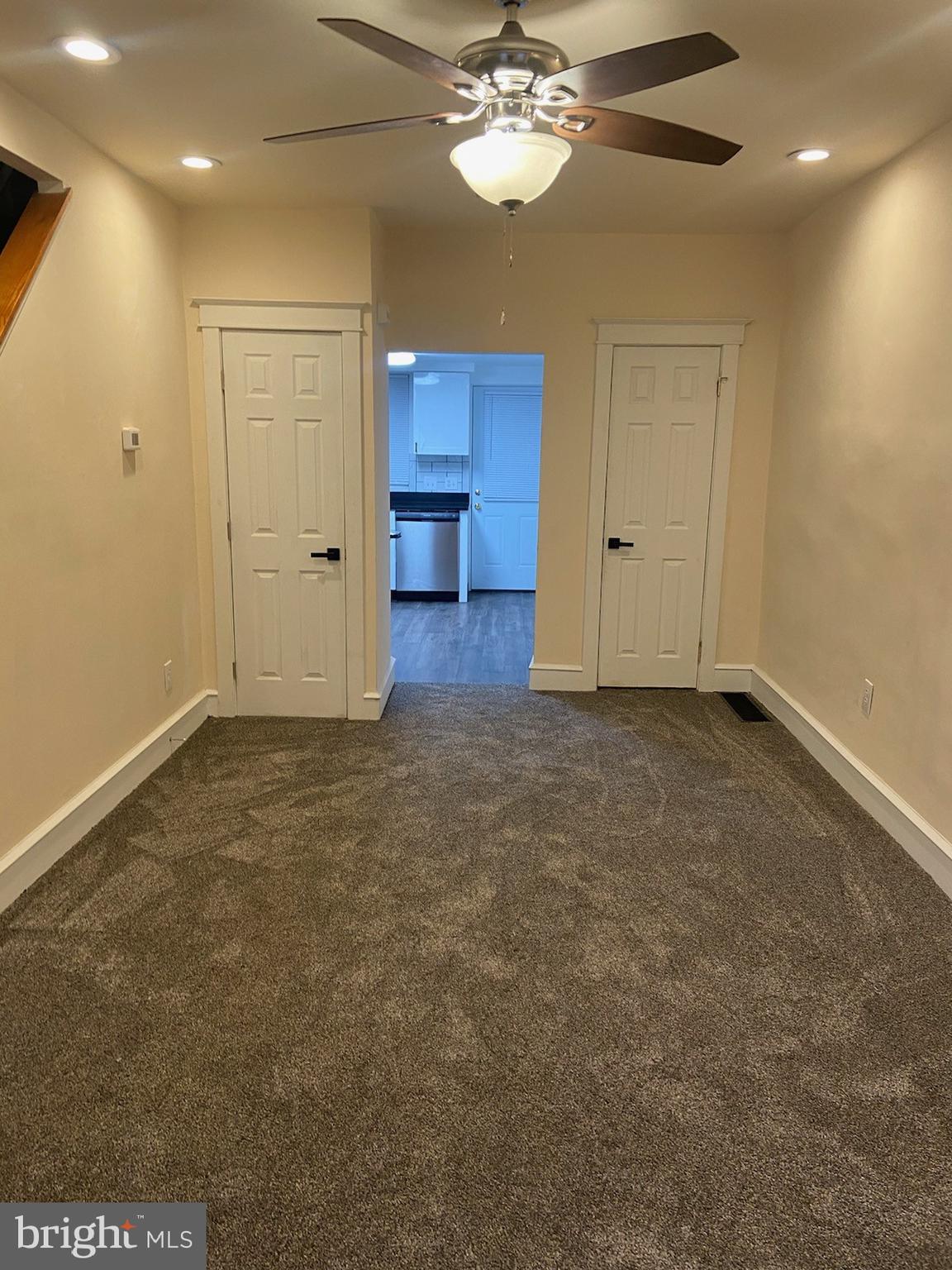 PORT RICHMOND - Residential