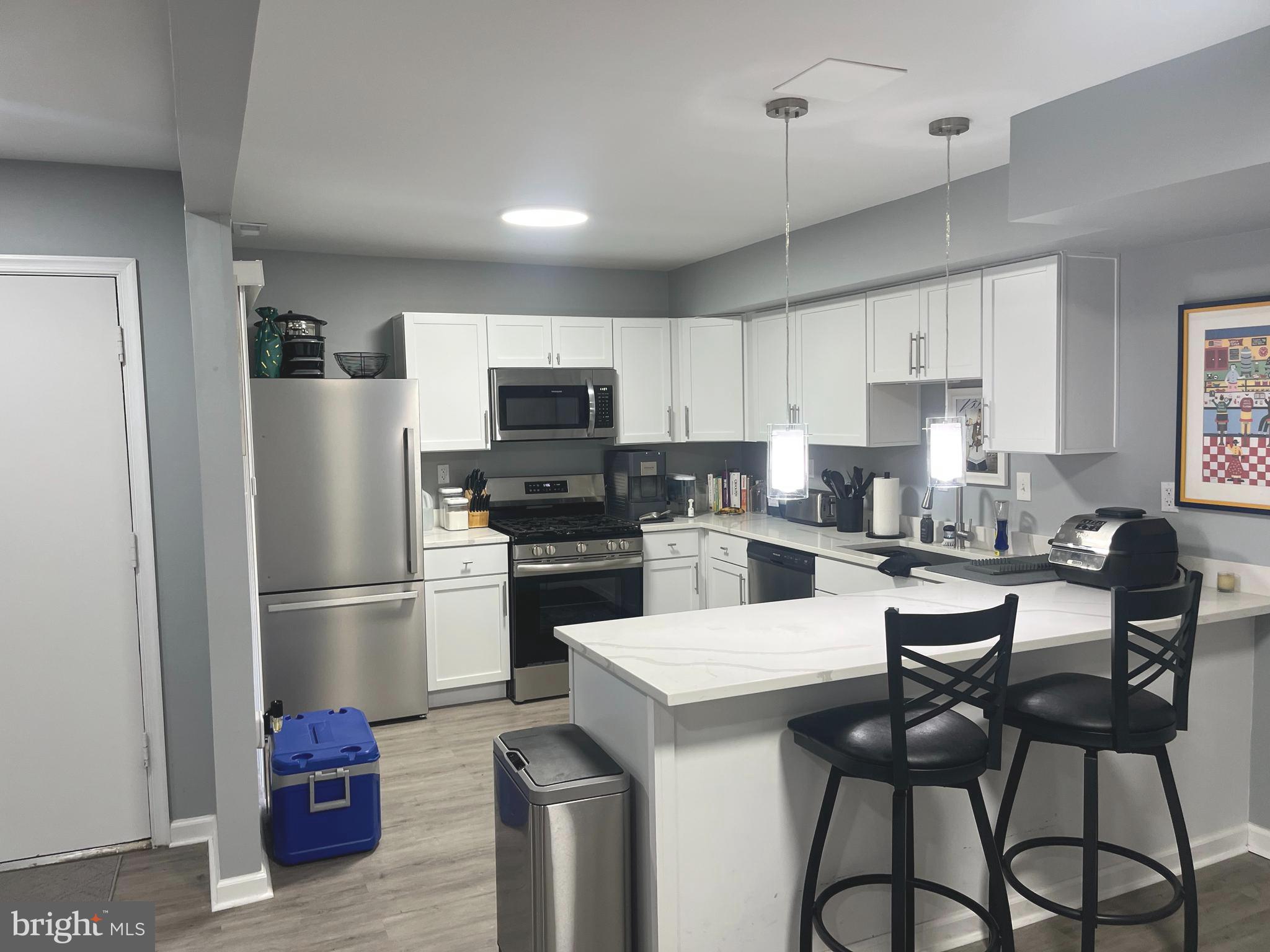 VILLAGE OF WILDE LAKE - Residential