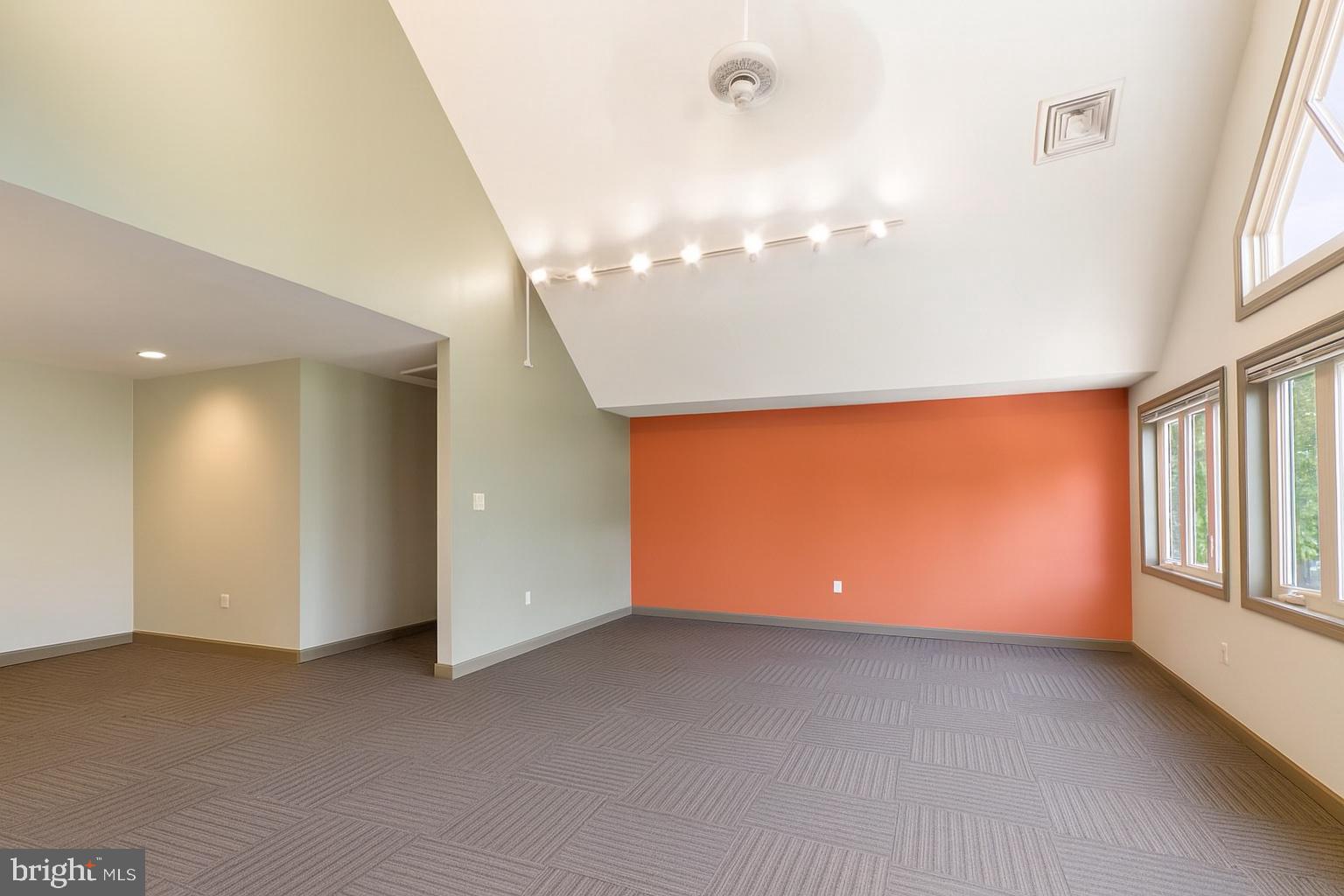 ROCK SPRING PROFESSIONAL CENTER - Commercial Sale