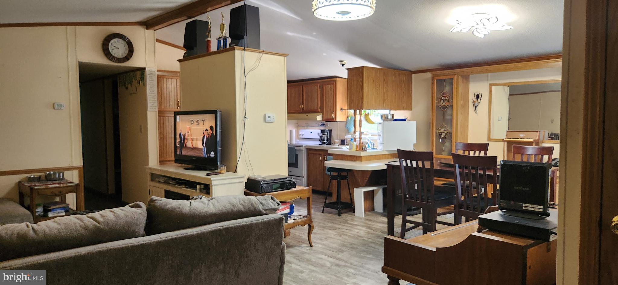 WOODBURNE ESTATES - Residential