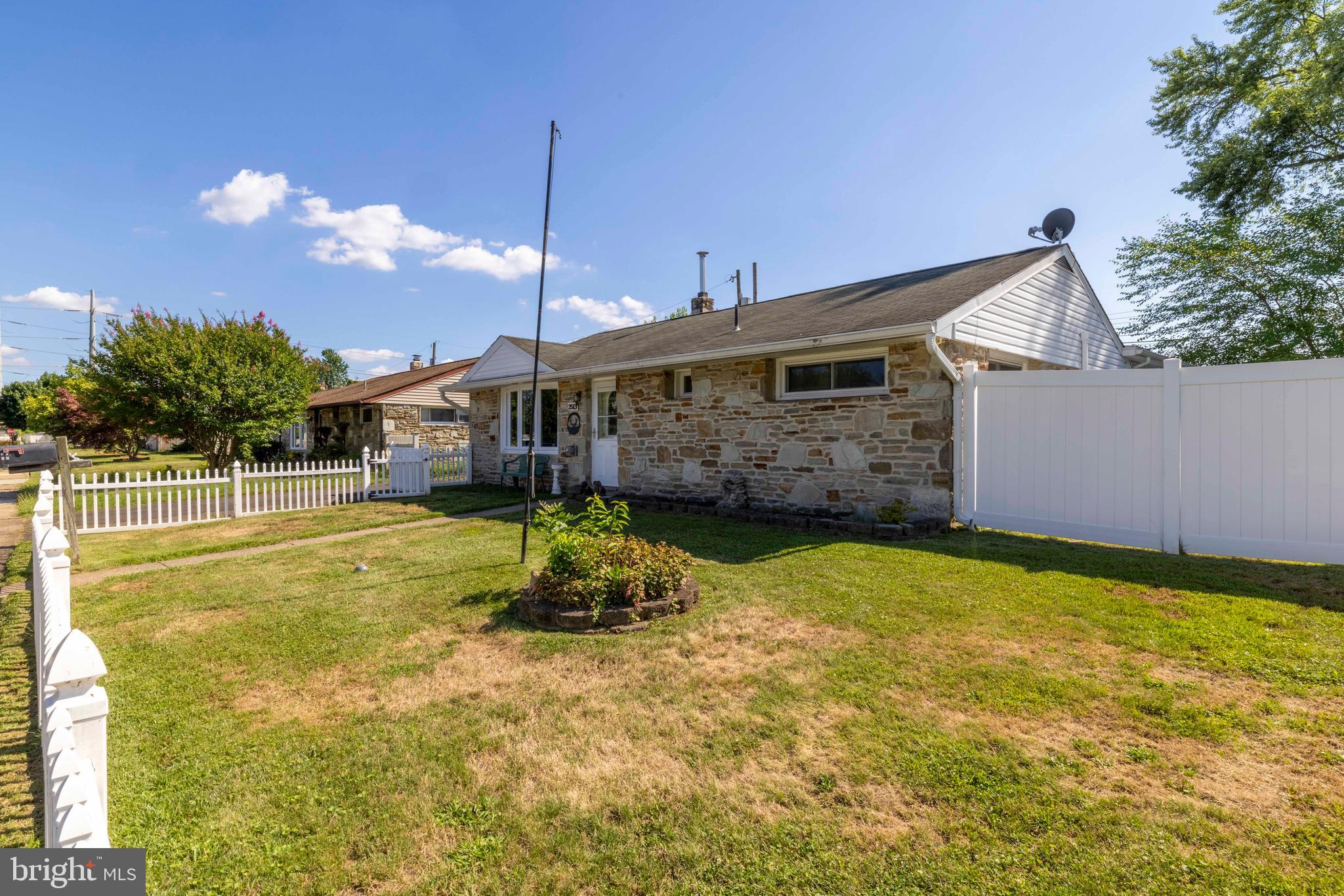 LAUREL BEND - Residential