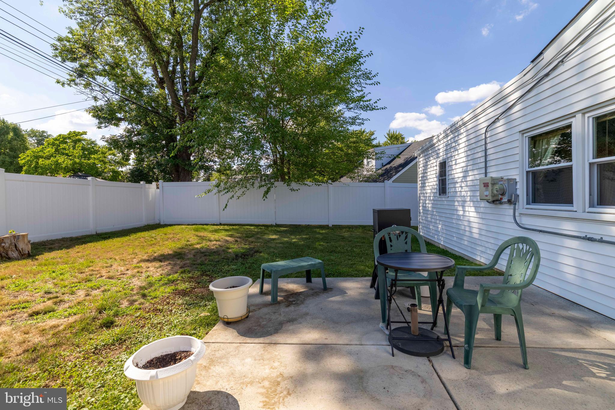 LAUREL BEND - Residential