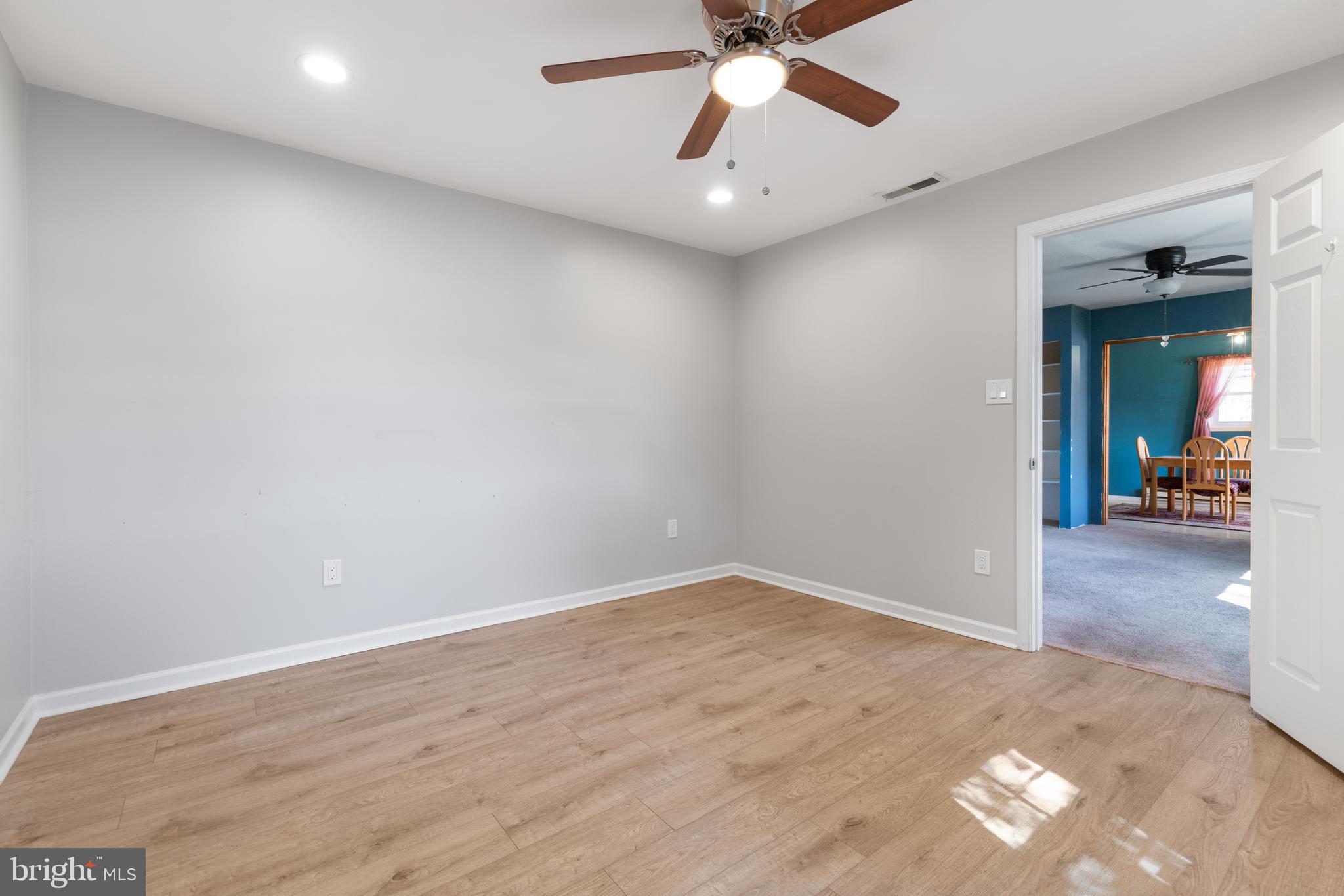 LAUREL BEND - Residential