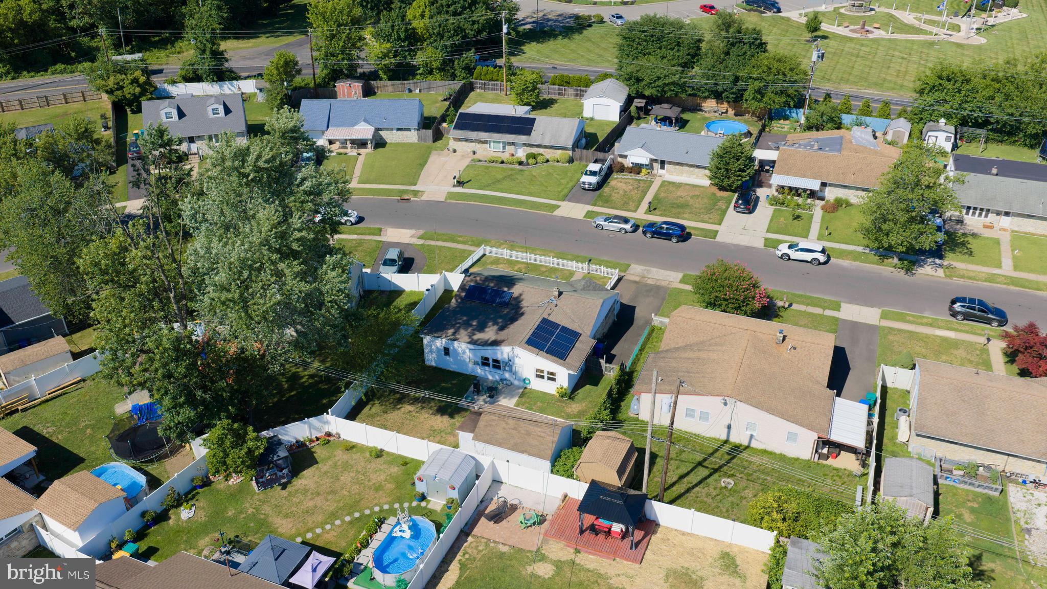 LAUREL BEND - Residential