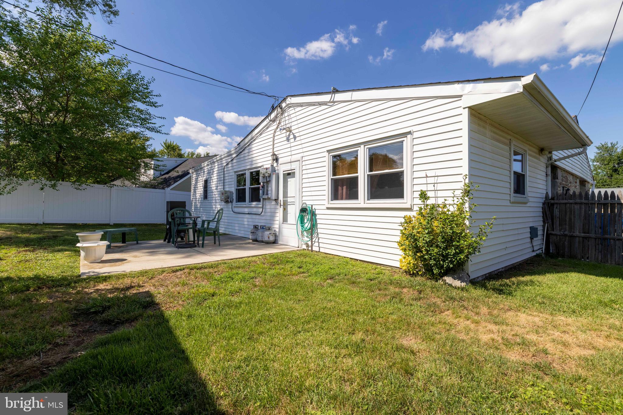 LAUREL BEND - Residential