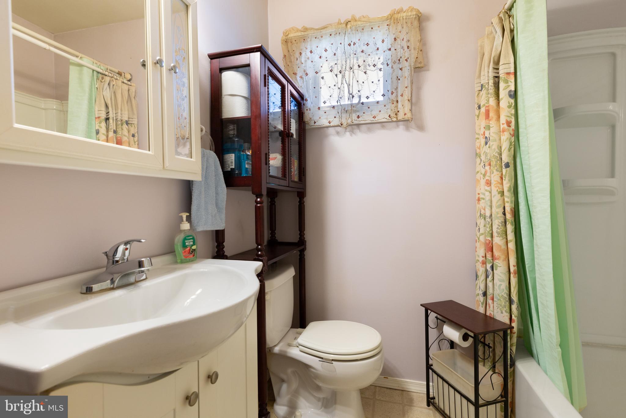LAUREL BEND - Residential