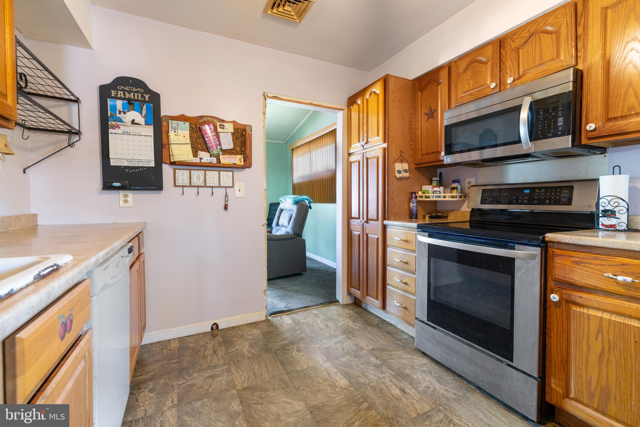 LAUREL BEND - Residential