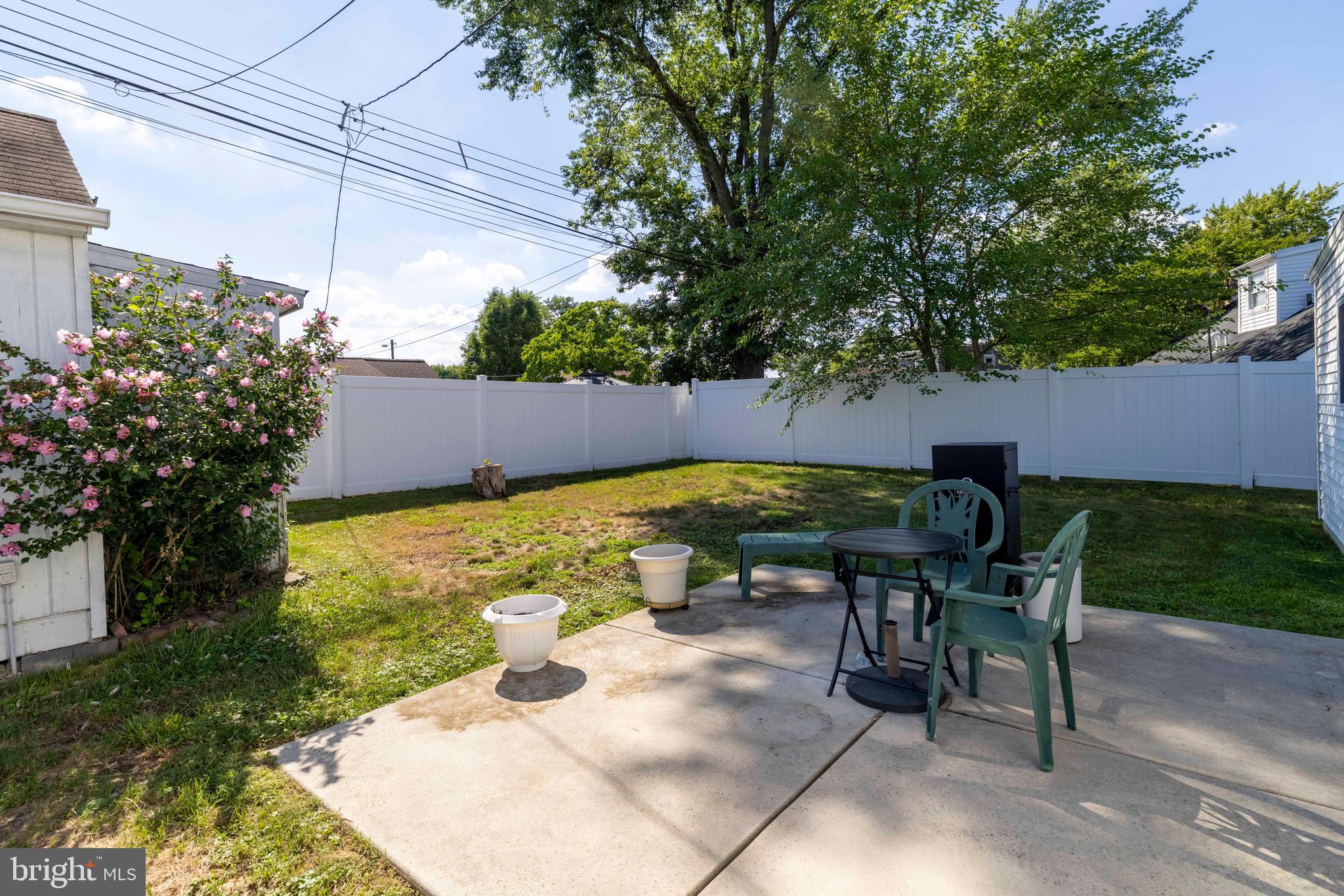 LAUREL BEND - Residential