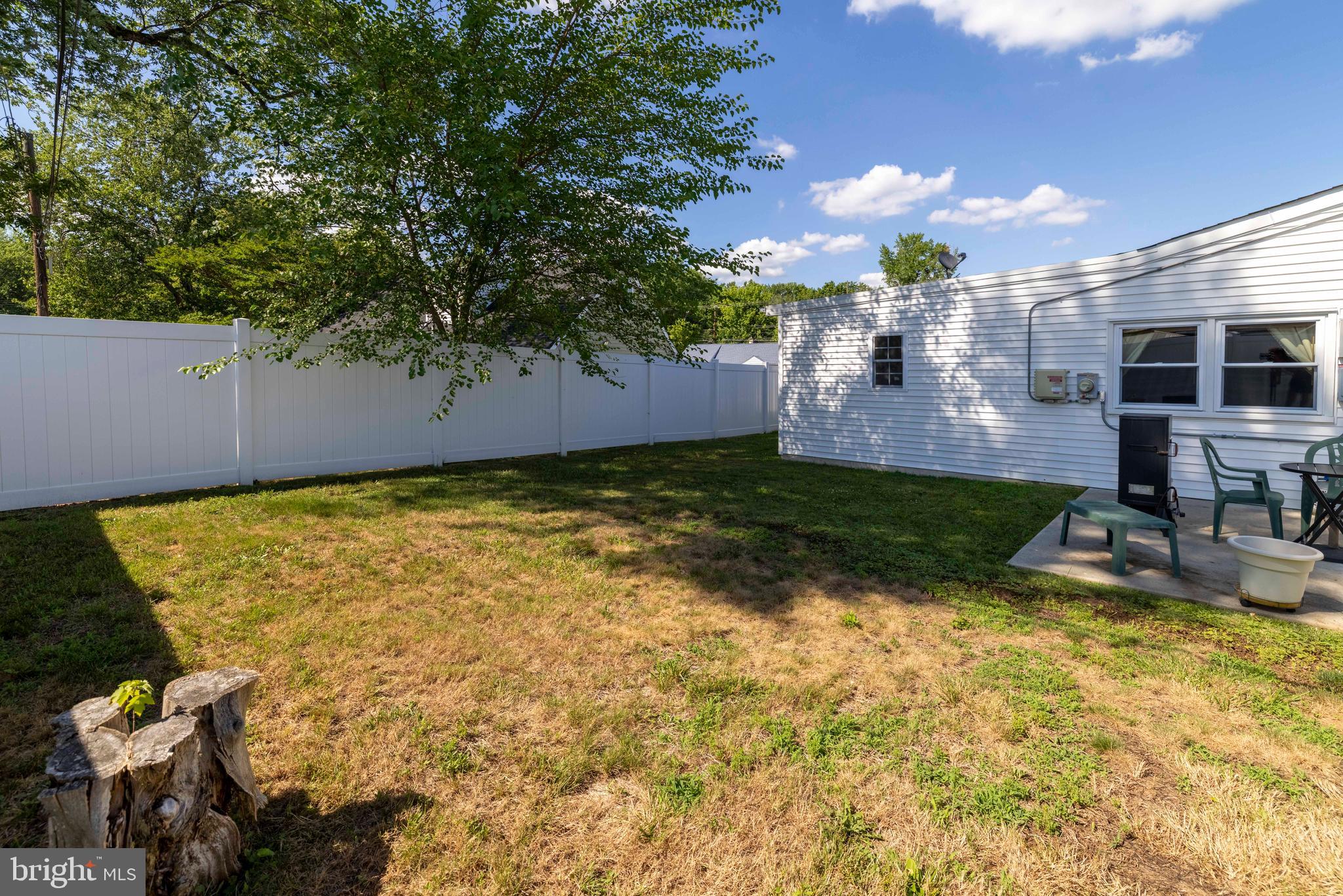 LAUREL BEND - Residential