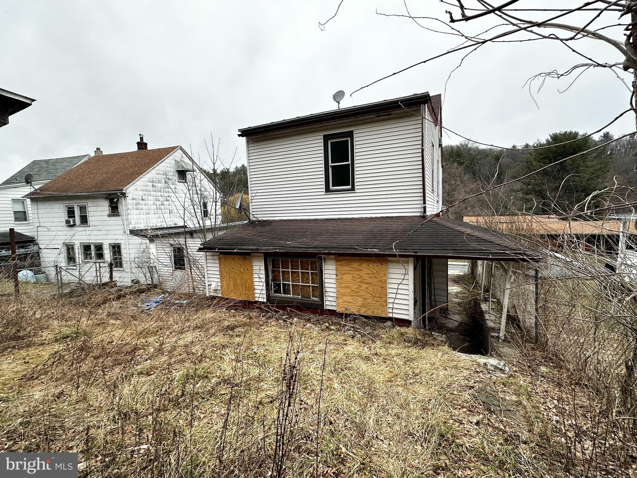POTTSVILLE - Residential