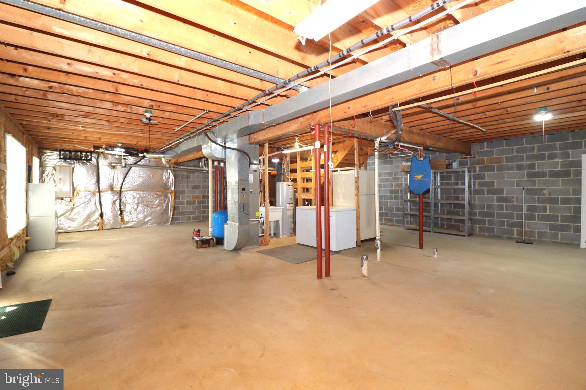 WALNUT HEIGHTS - Residential