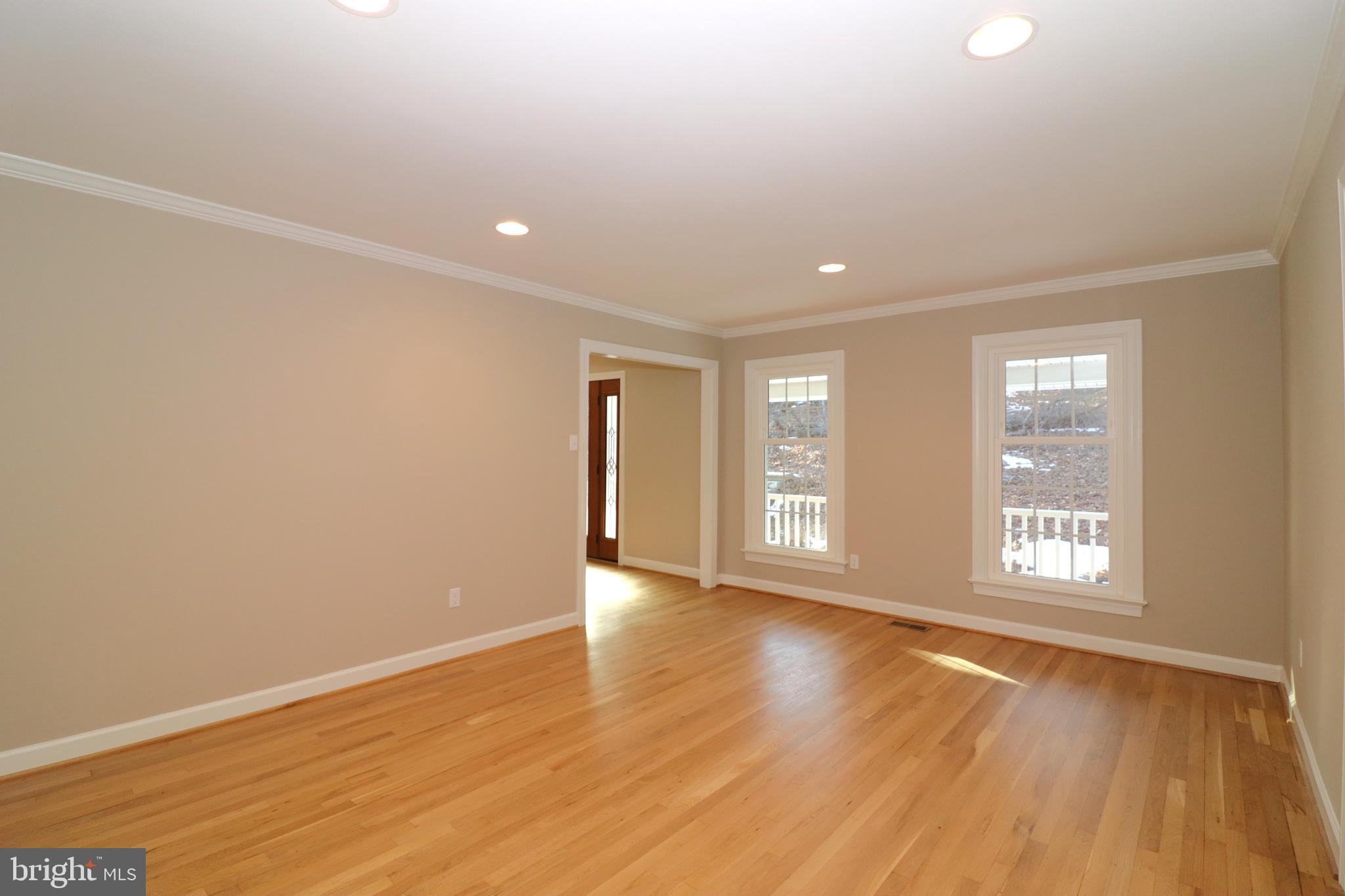 WALNUT HEIGHTS - Residential