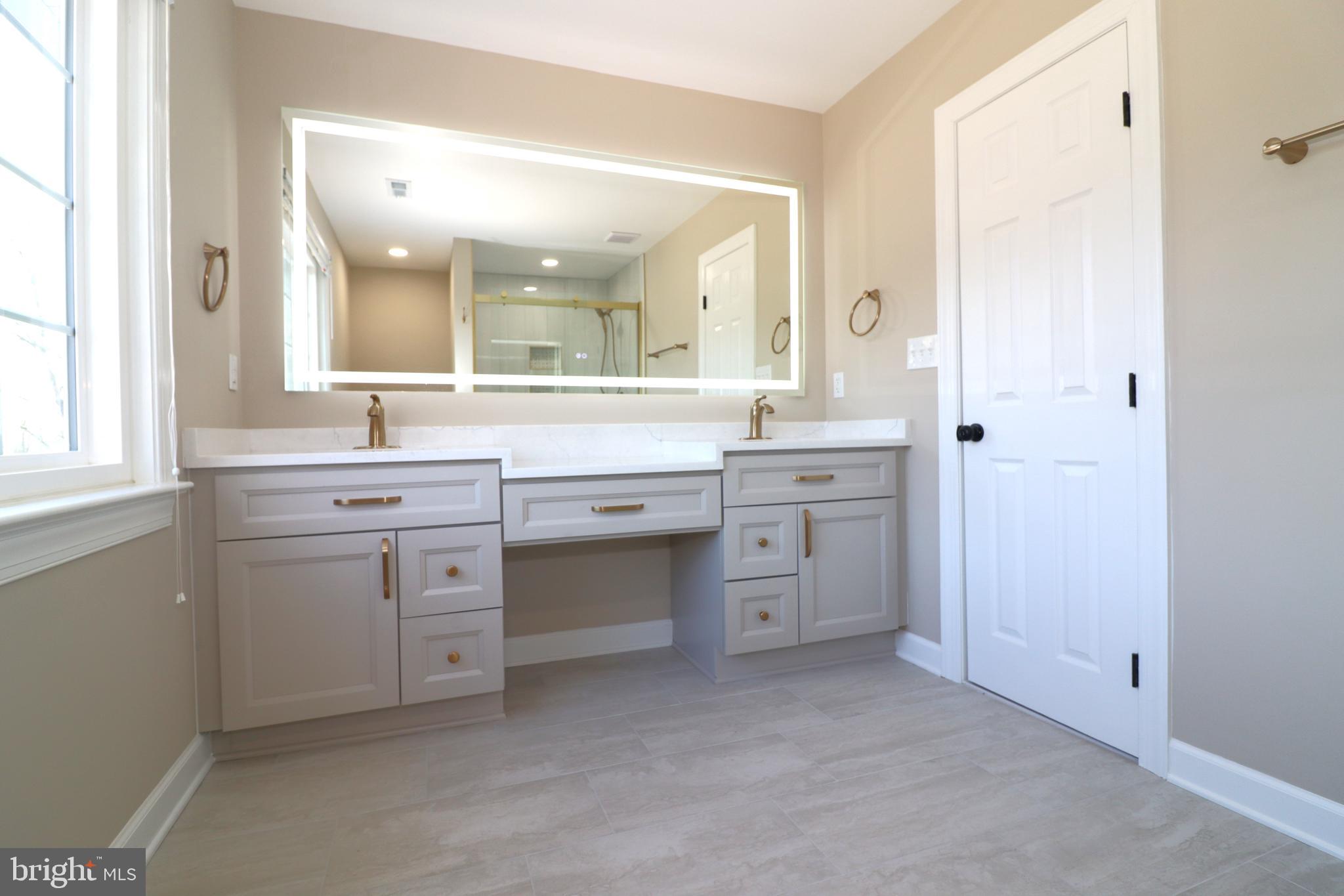 WALNUT HEIGHTS - Residential