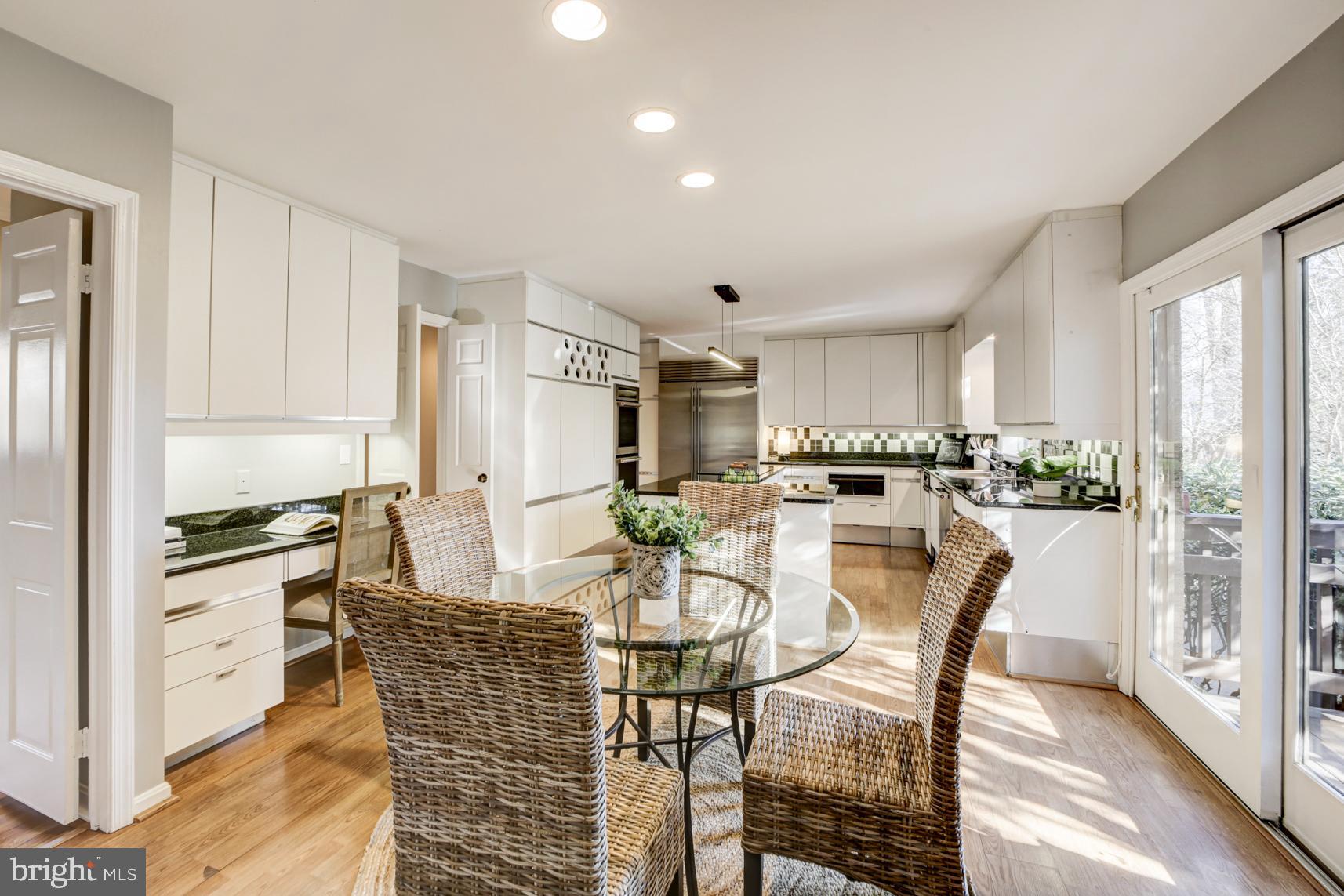 POTOMAC VILLAGE - Residential