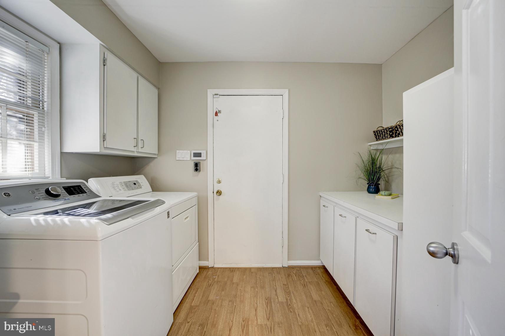 POTOMAC VILLAGE - Residential