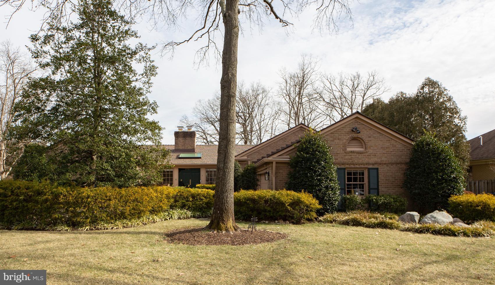 POTOMAC VILLAGE - Residential